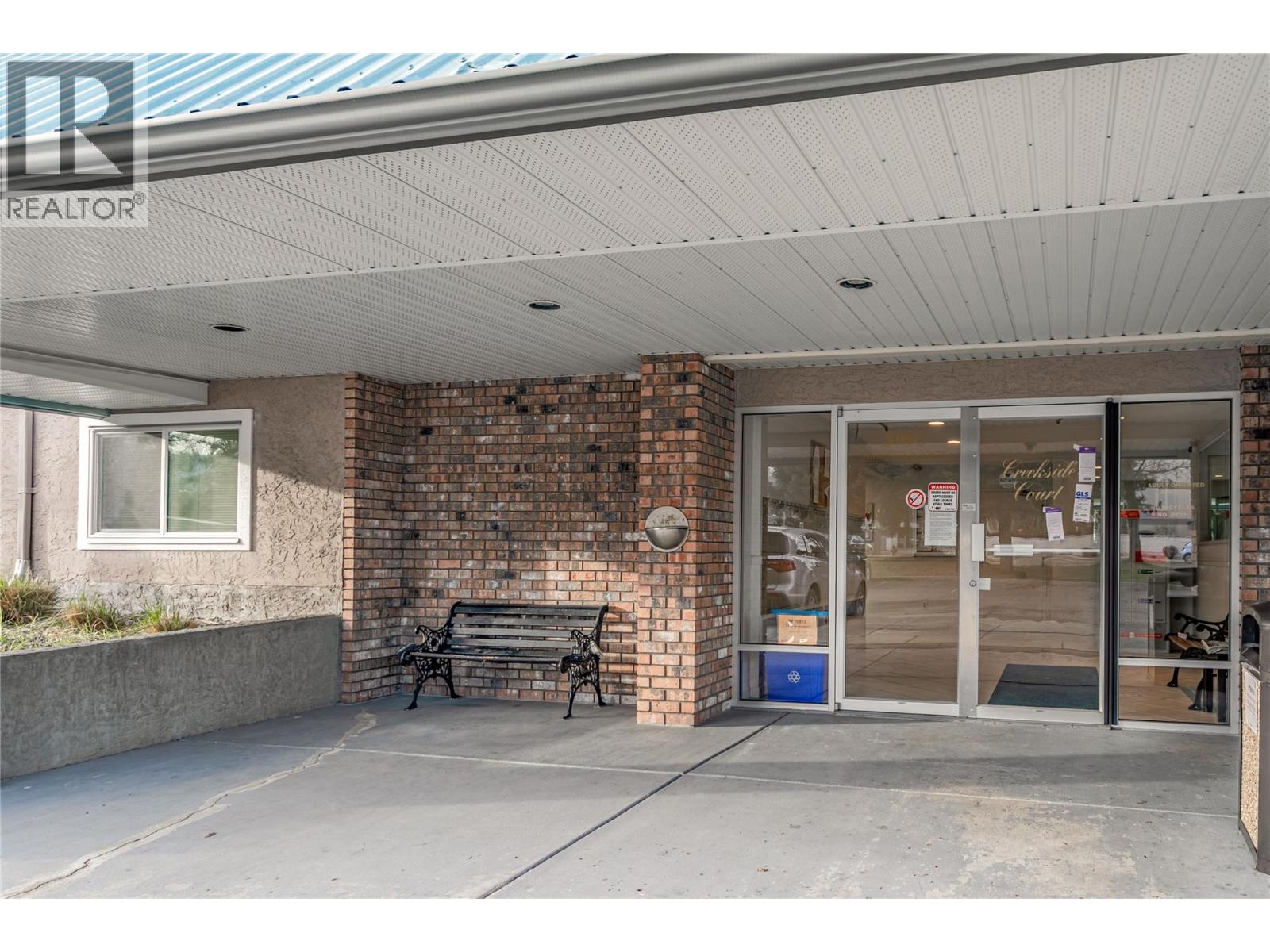 3160 De Montreuil Court Unit# 411
