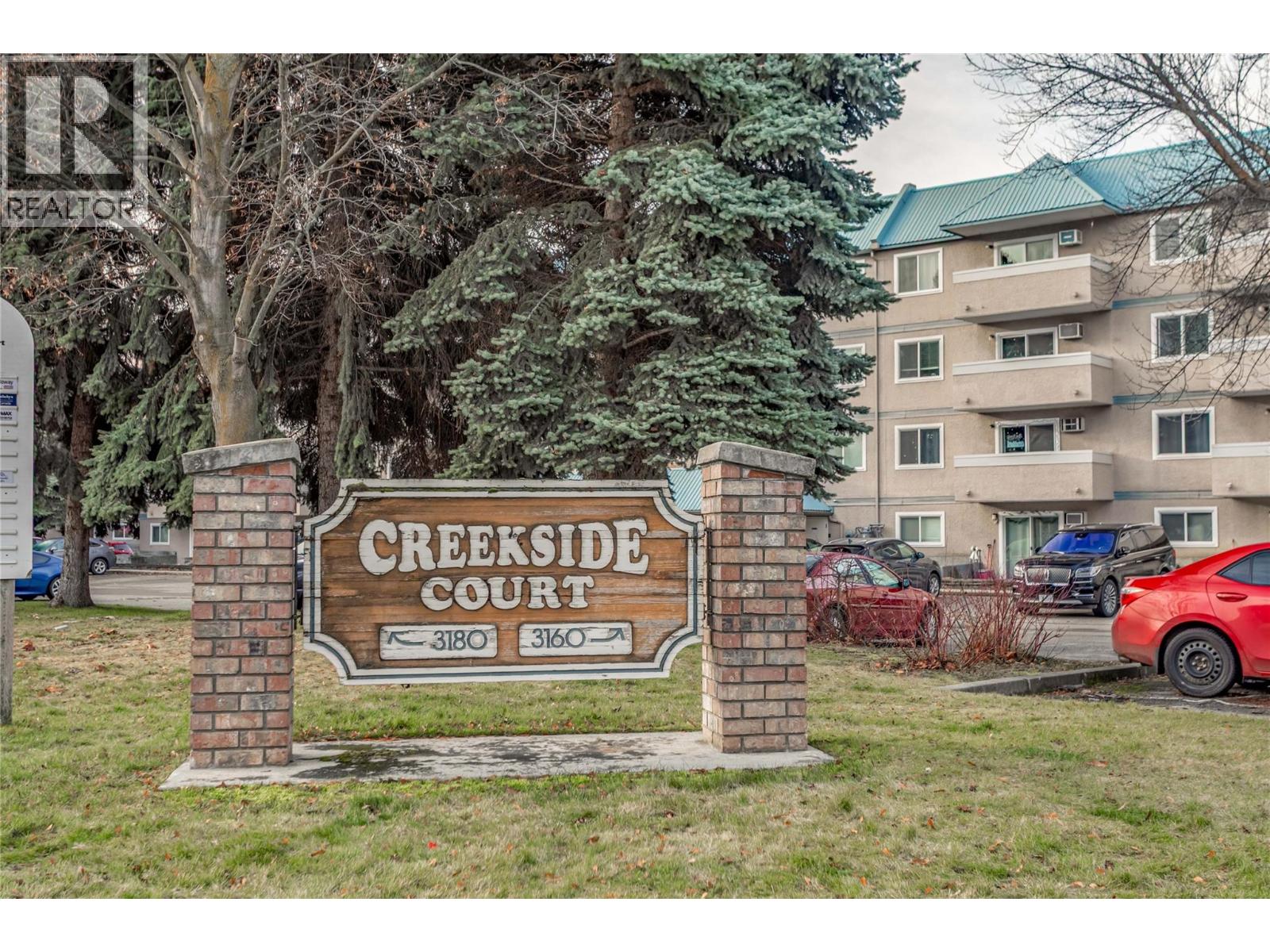 3160 De Montreuil Court Unit# 411