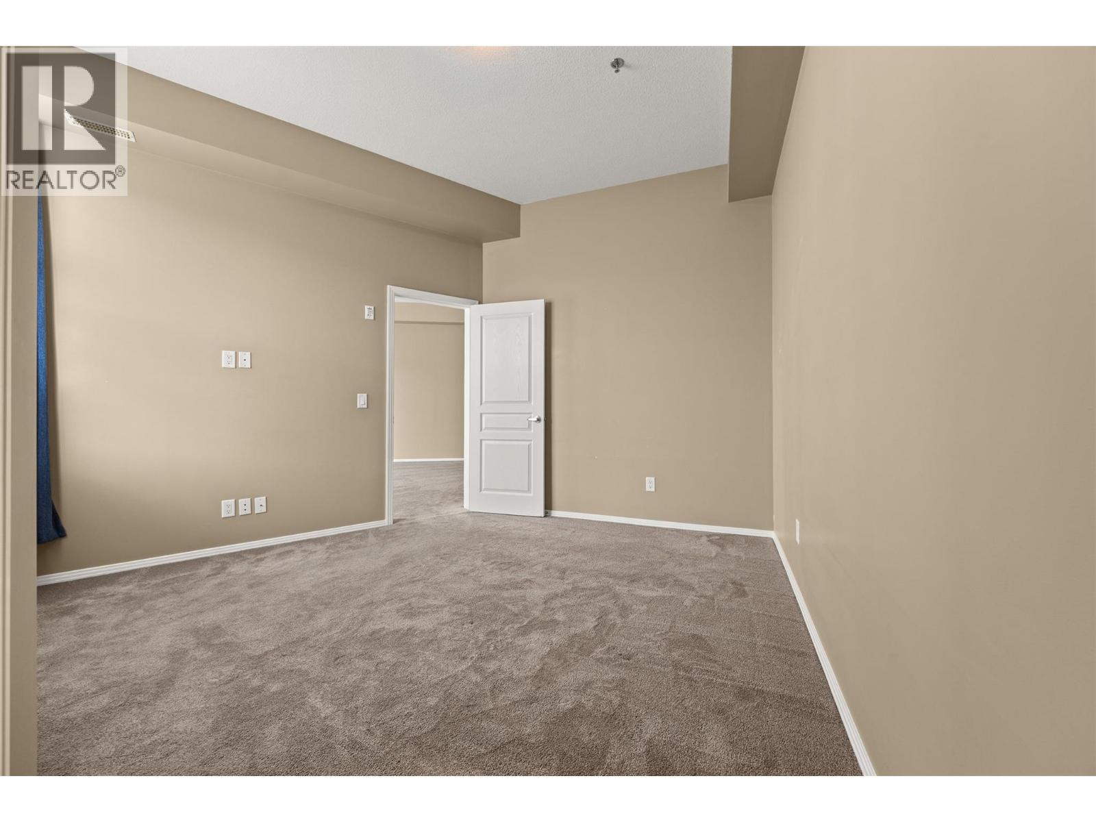 1327 St.Paul Street Unit# 111
