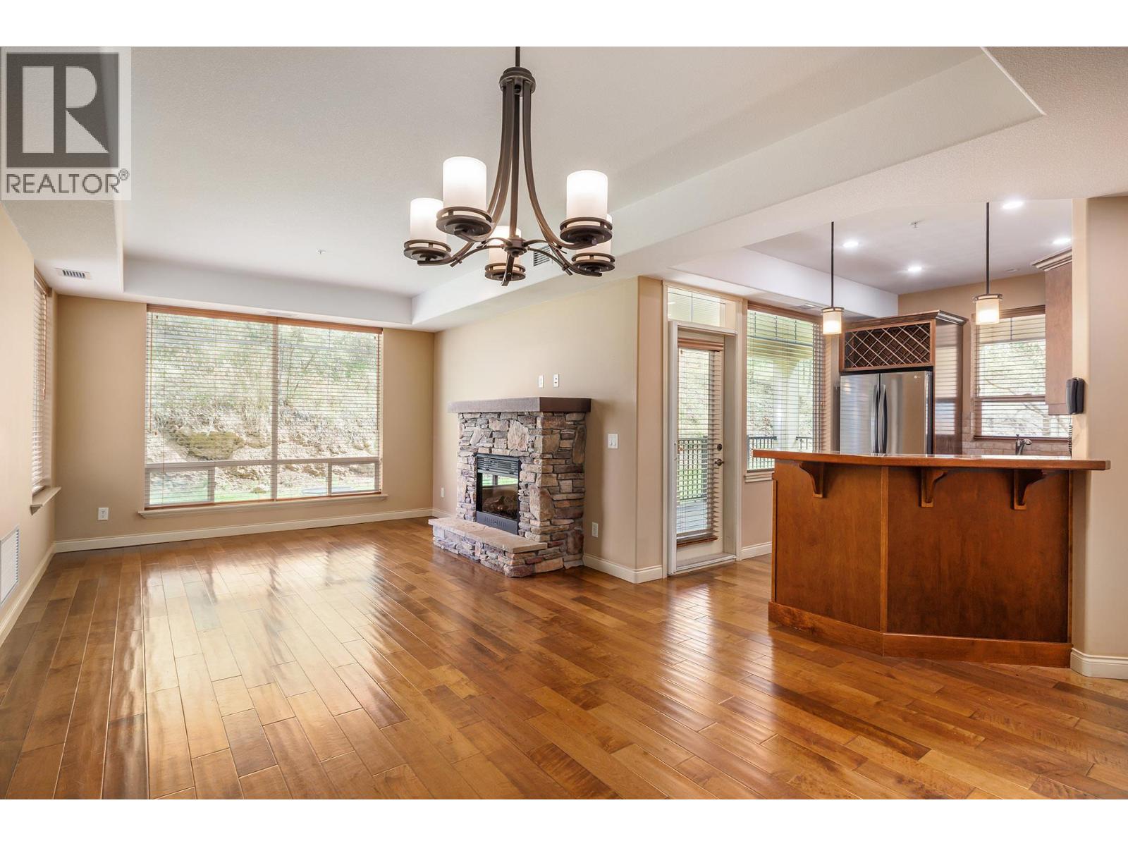 2770 Auburn Road Unit# 109