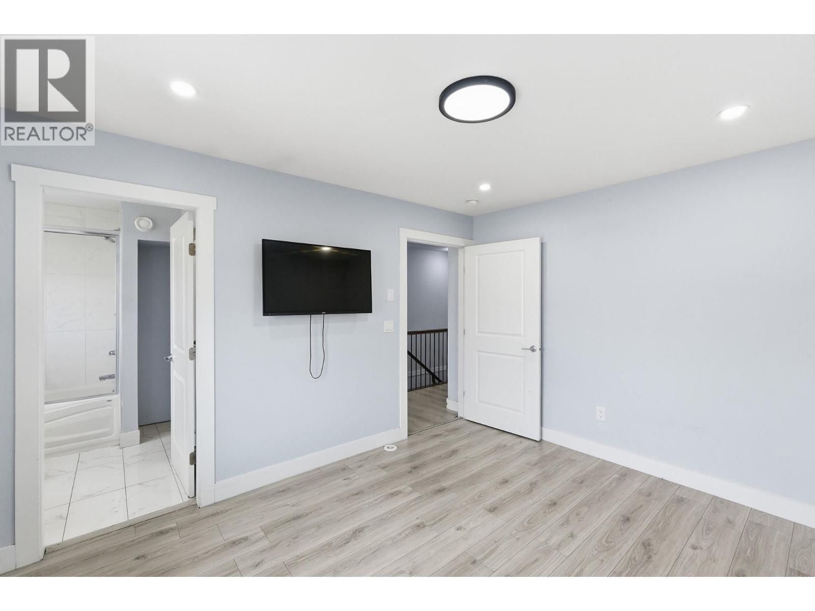 722 Coopland Crescent Unit# 1