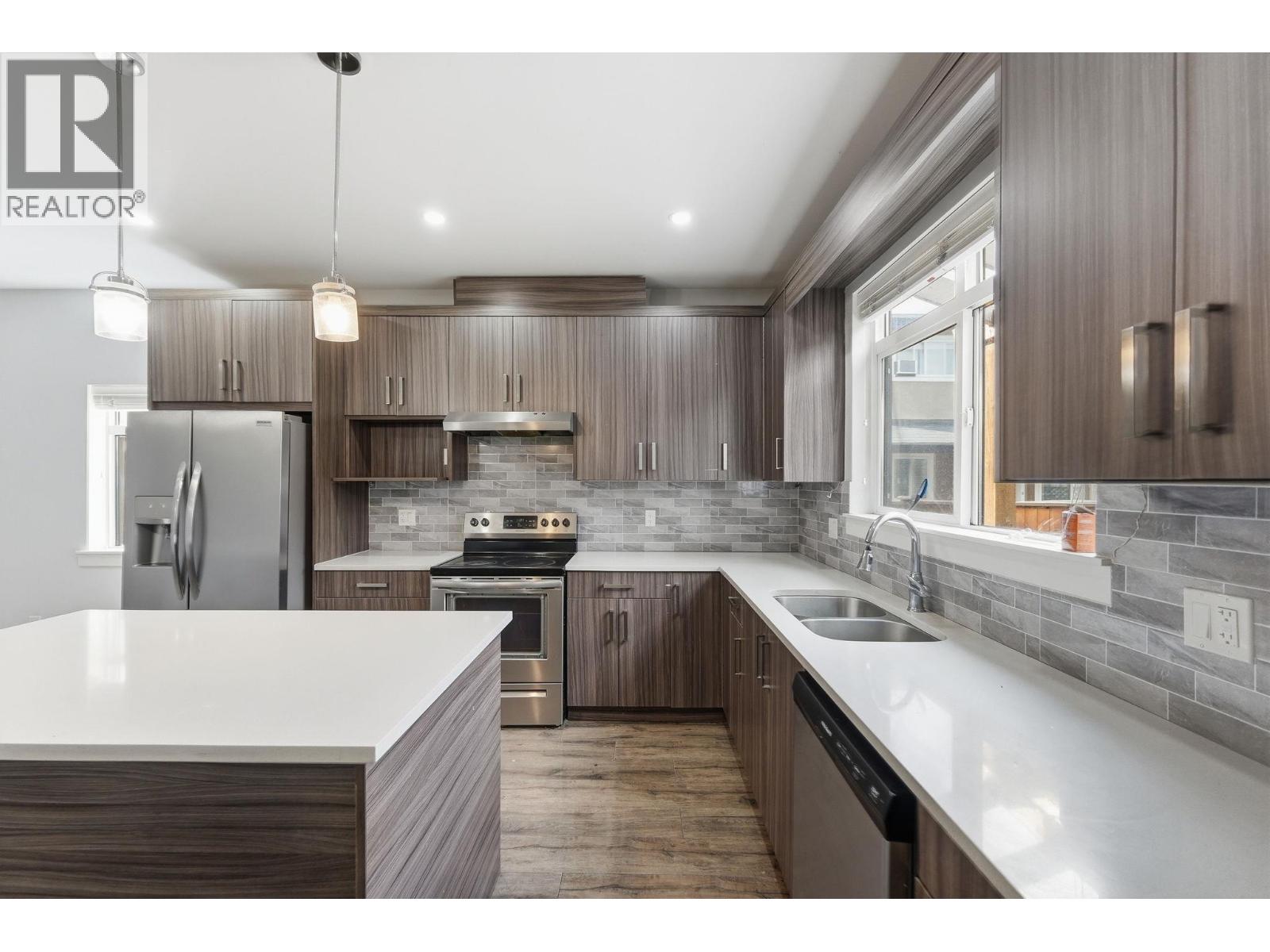 722 Coopland Crescent Unit# 1