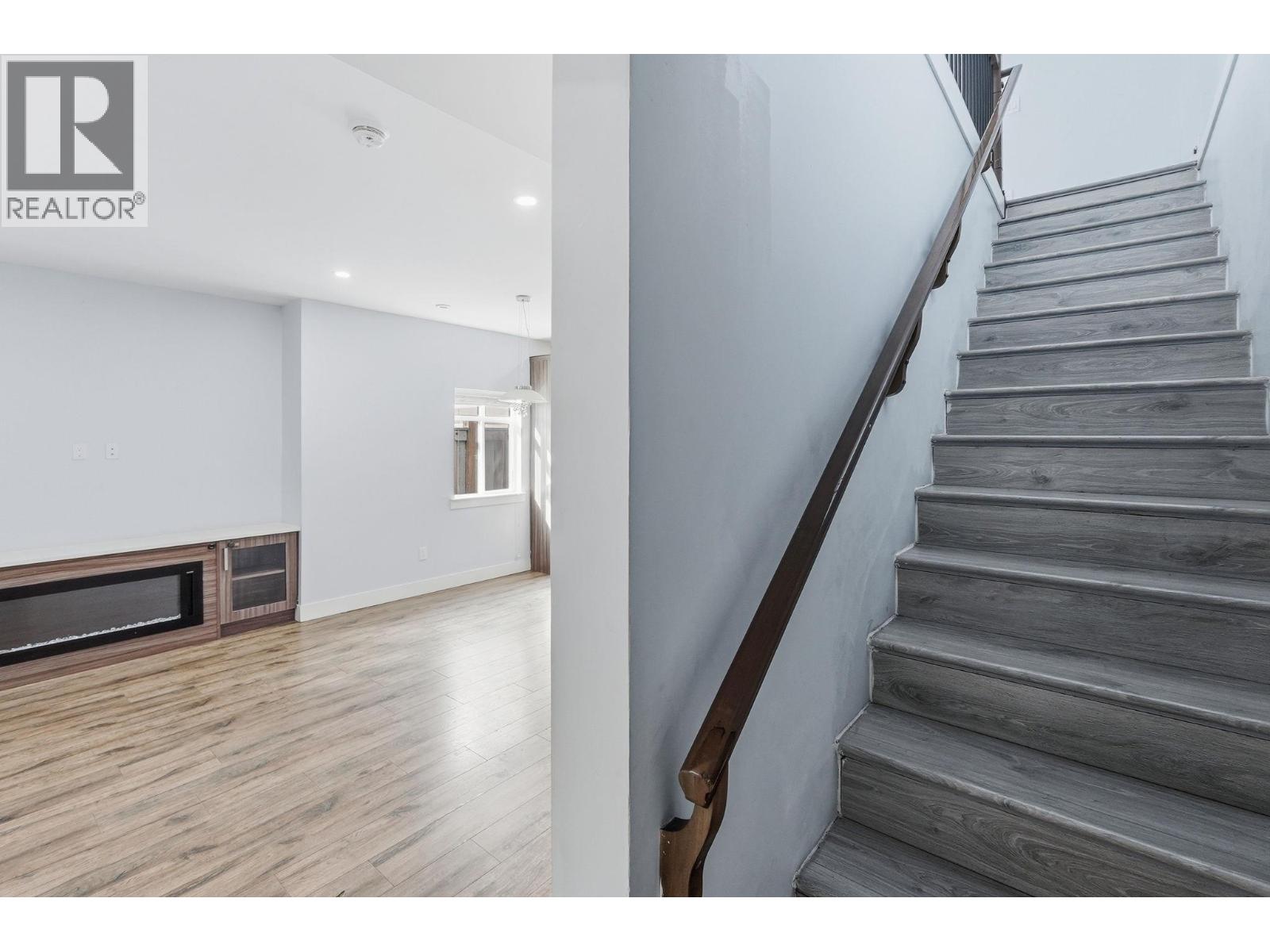 722 Coopland Crescent Unit# 1