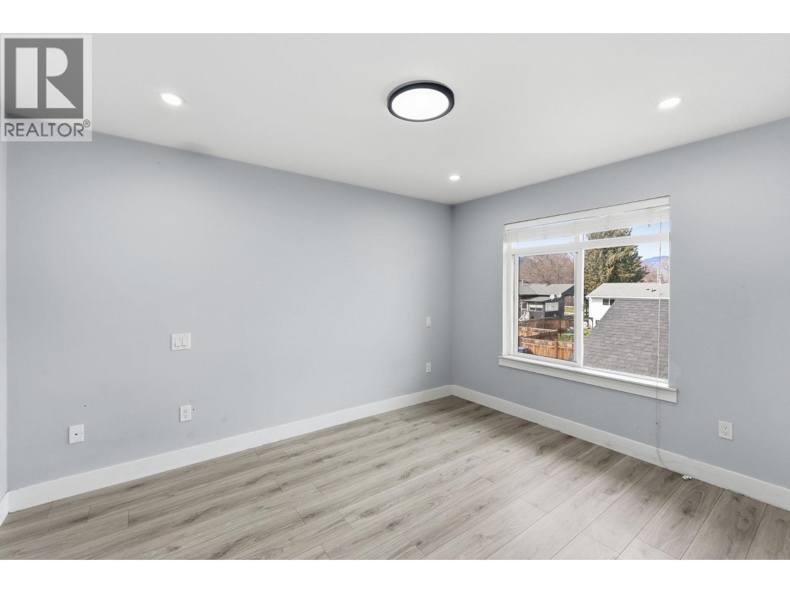 722 Coopland Crescent Unit# 1