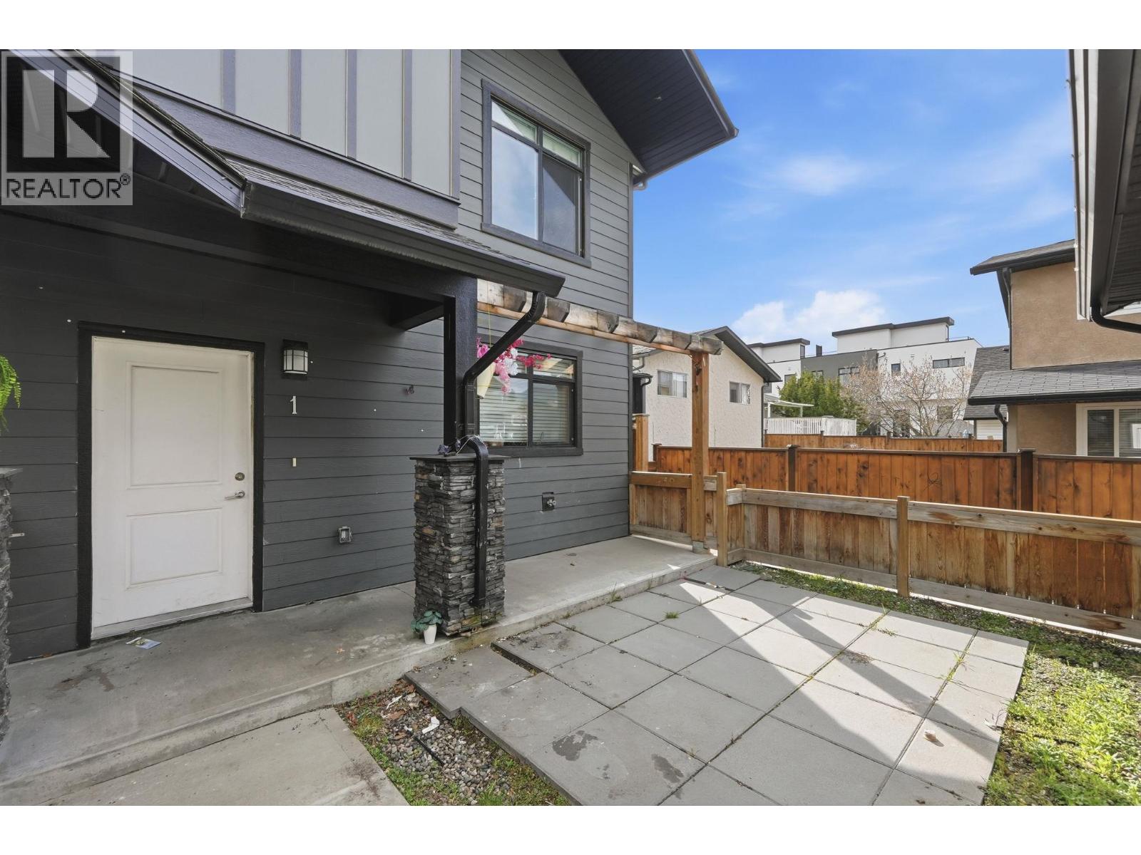 722 Coopland Crescent Unit# 1