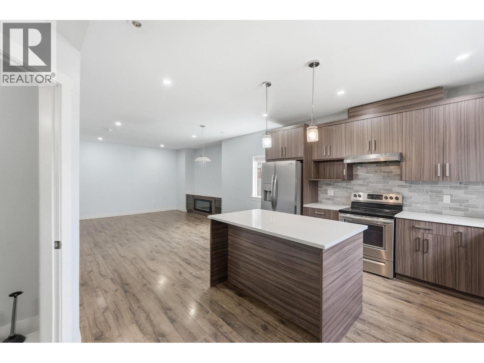 722 Coopland Crescent Unit# 1