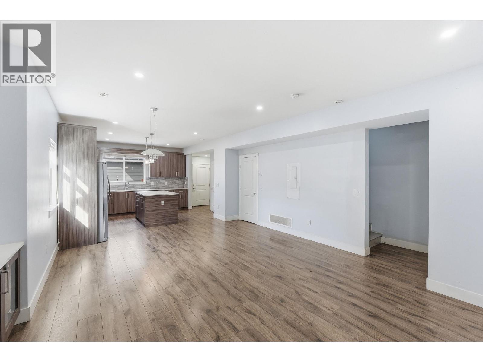 722 Coopland Crescent Unit# 1