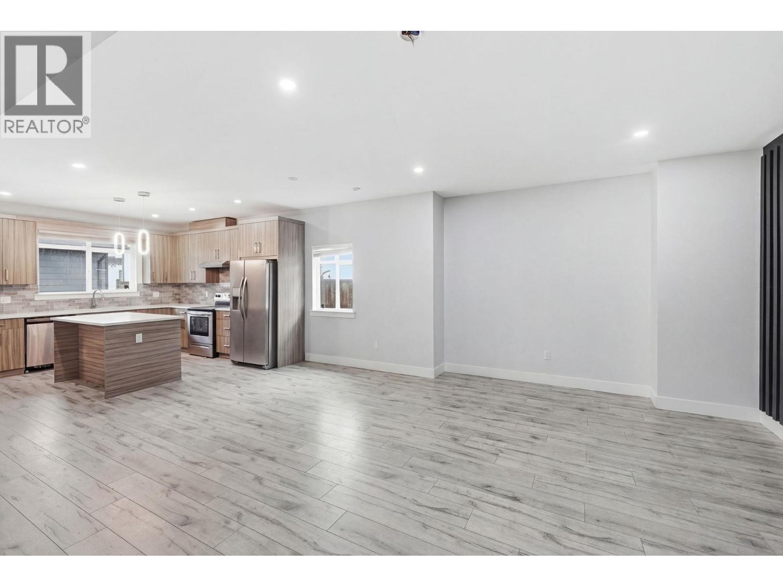 722 Coopland Crescent Unit# 2