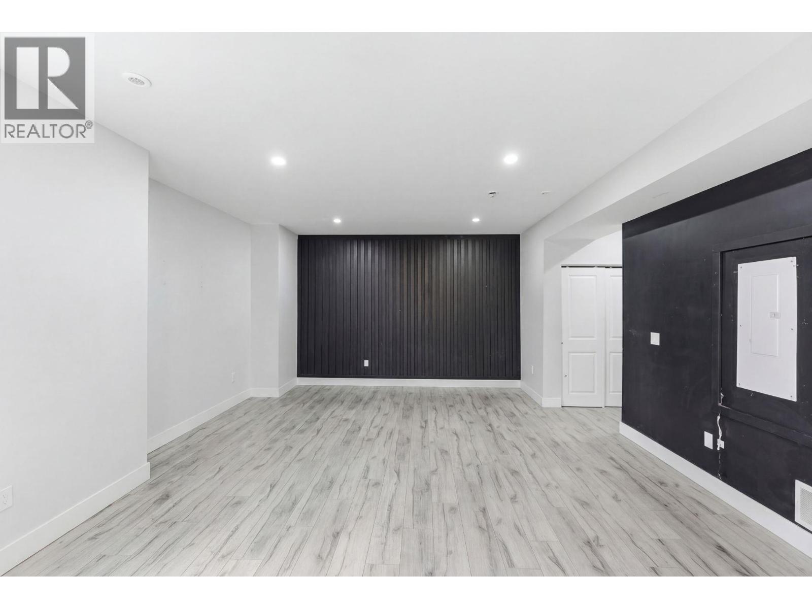 722 Coopland Crescent Unit# 2