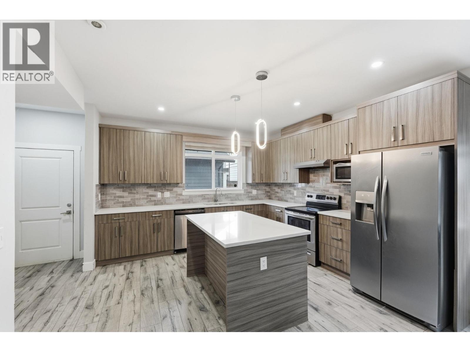 722 Coopland Crescent Unit# 2