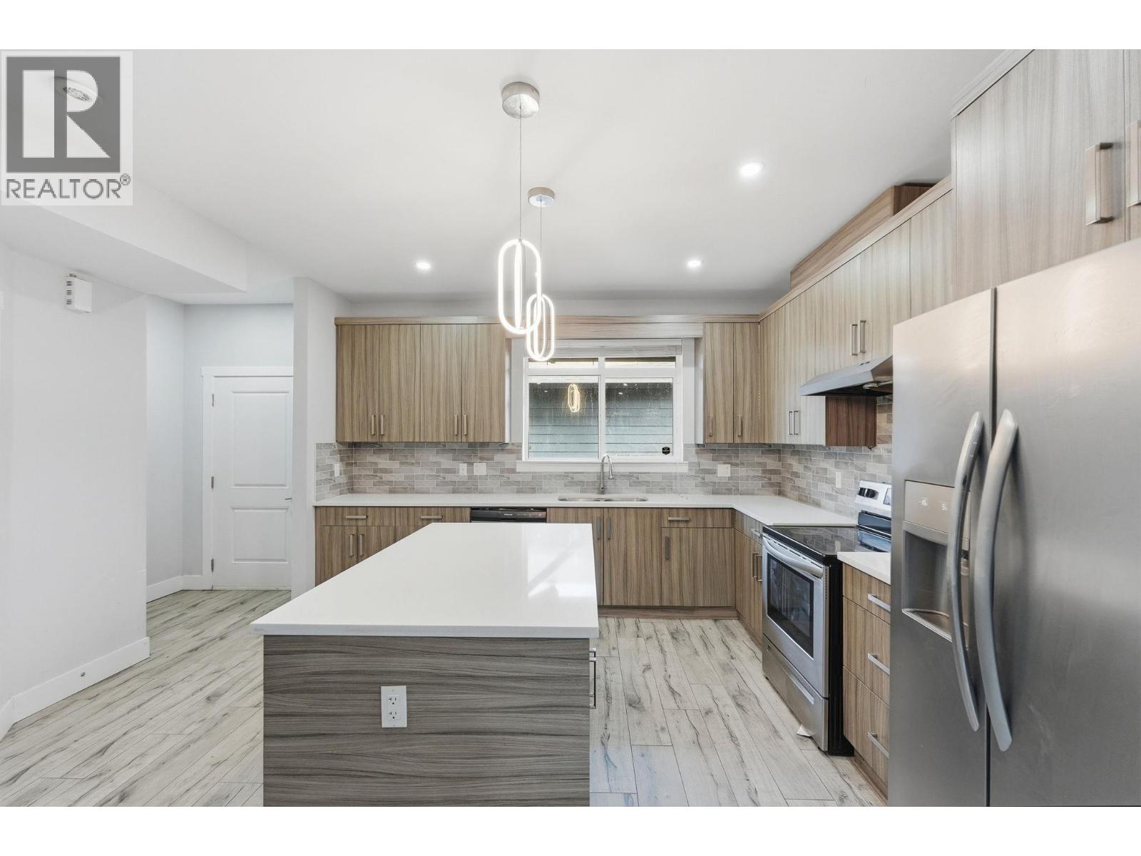 722 Coopland Crescent Unit# 2