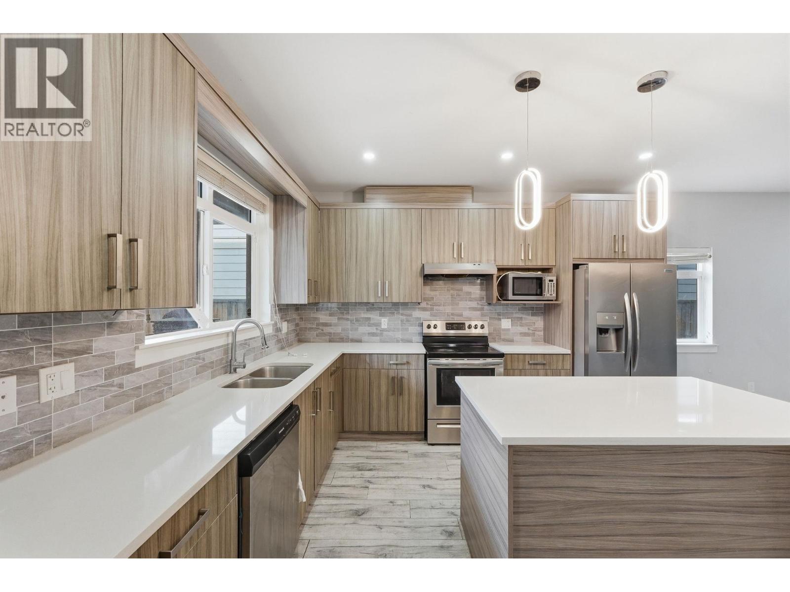 722 Coopland Crescent Unit# 2