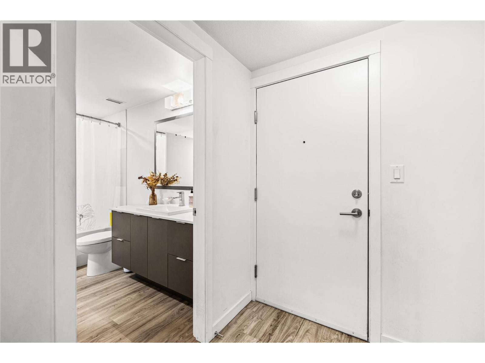 1775 Chapman Place Unit# 116