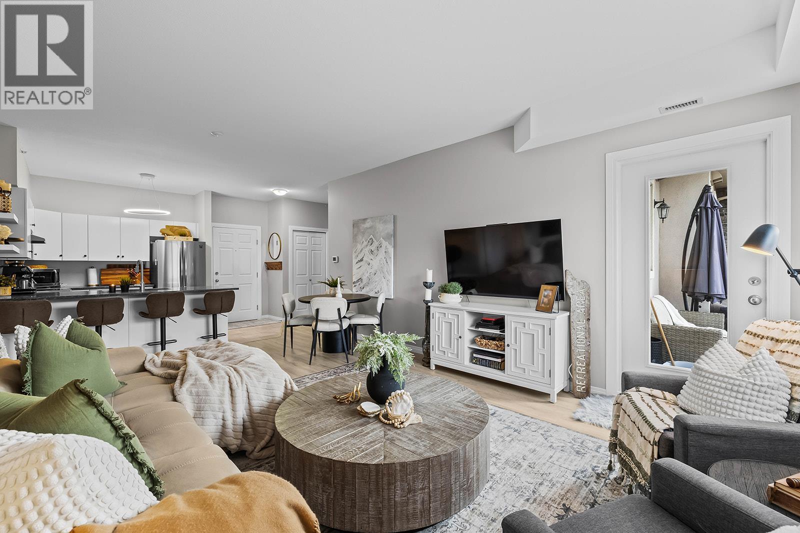 1875 Country Club Drive Unit# 1617