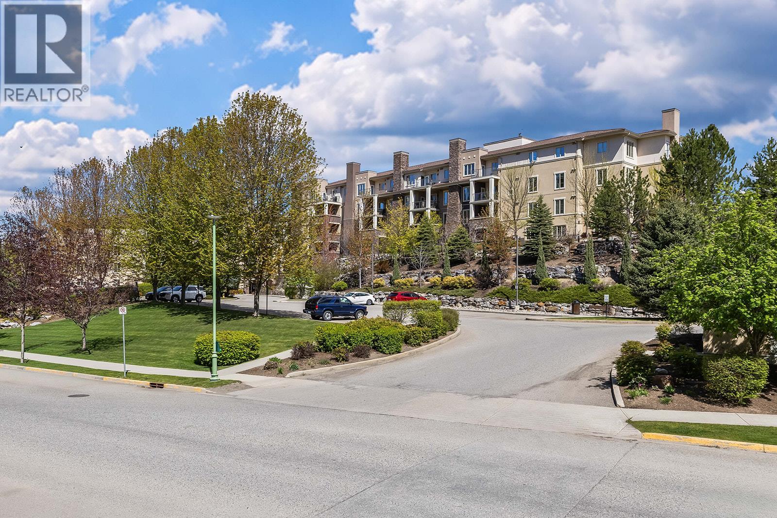 1875 Country Club Drive Unit# 1617