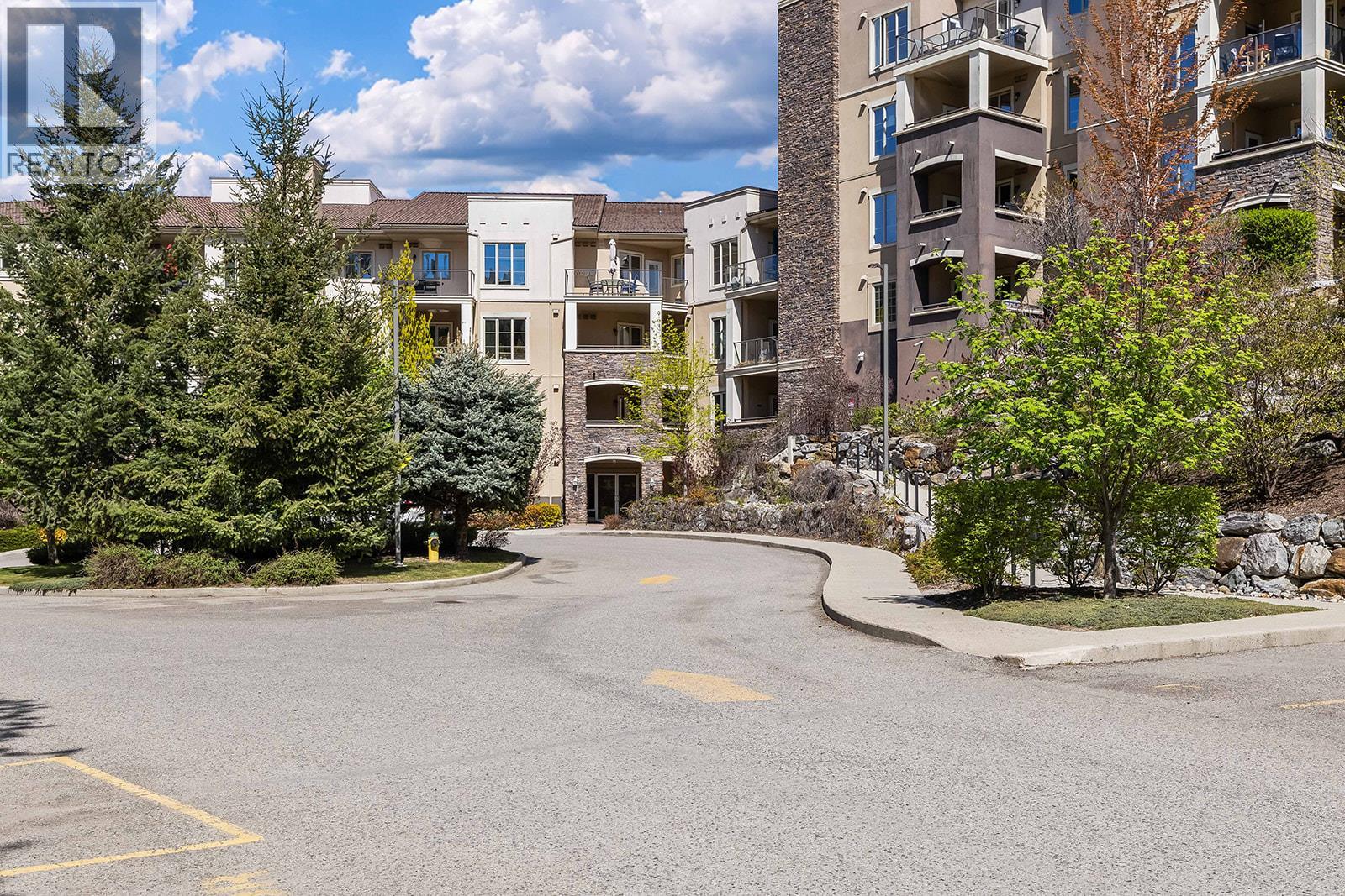 1875 Country Club Drive Unit# 1617