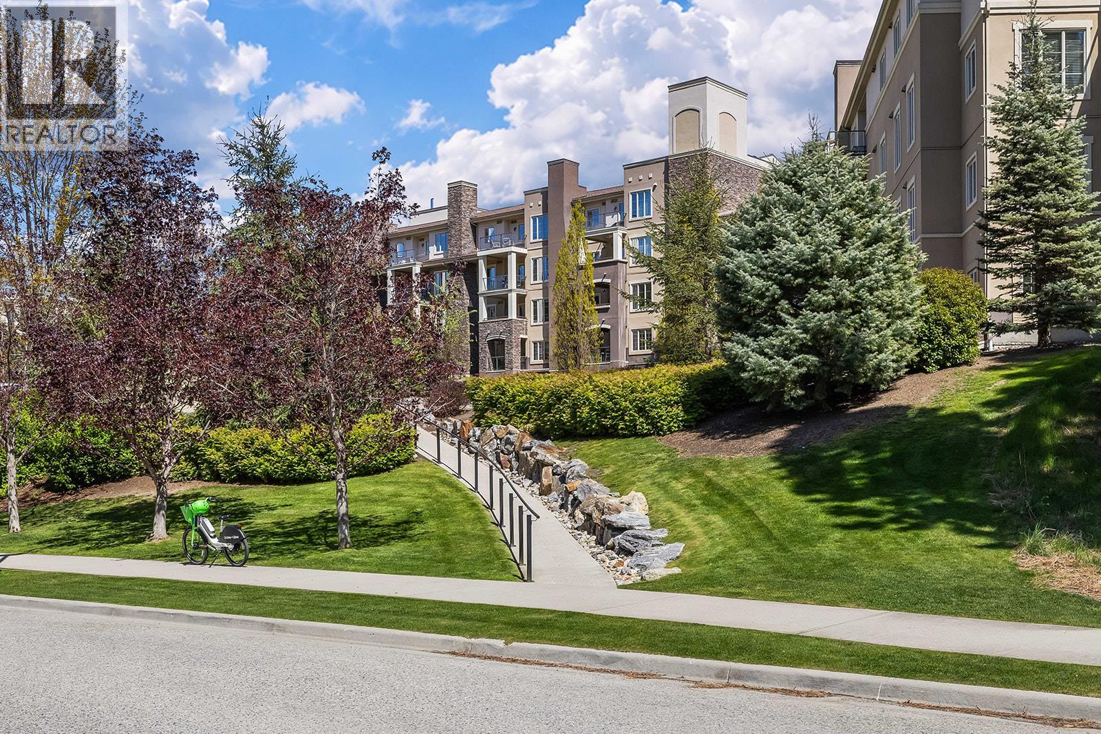 1875 Country Club Drive Unit# 1617