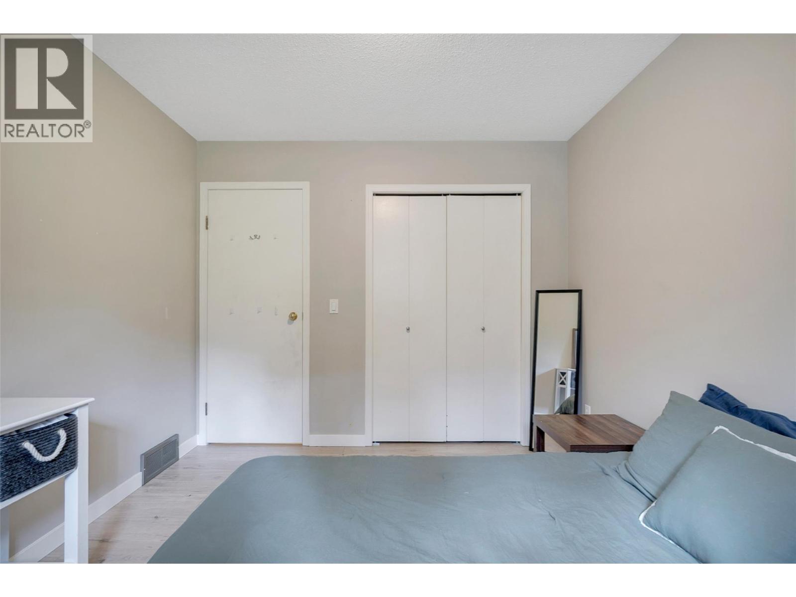 805 Camelia Road