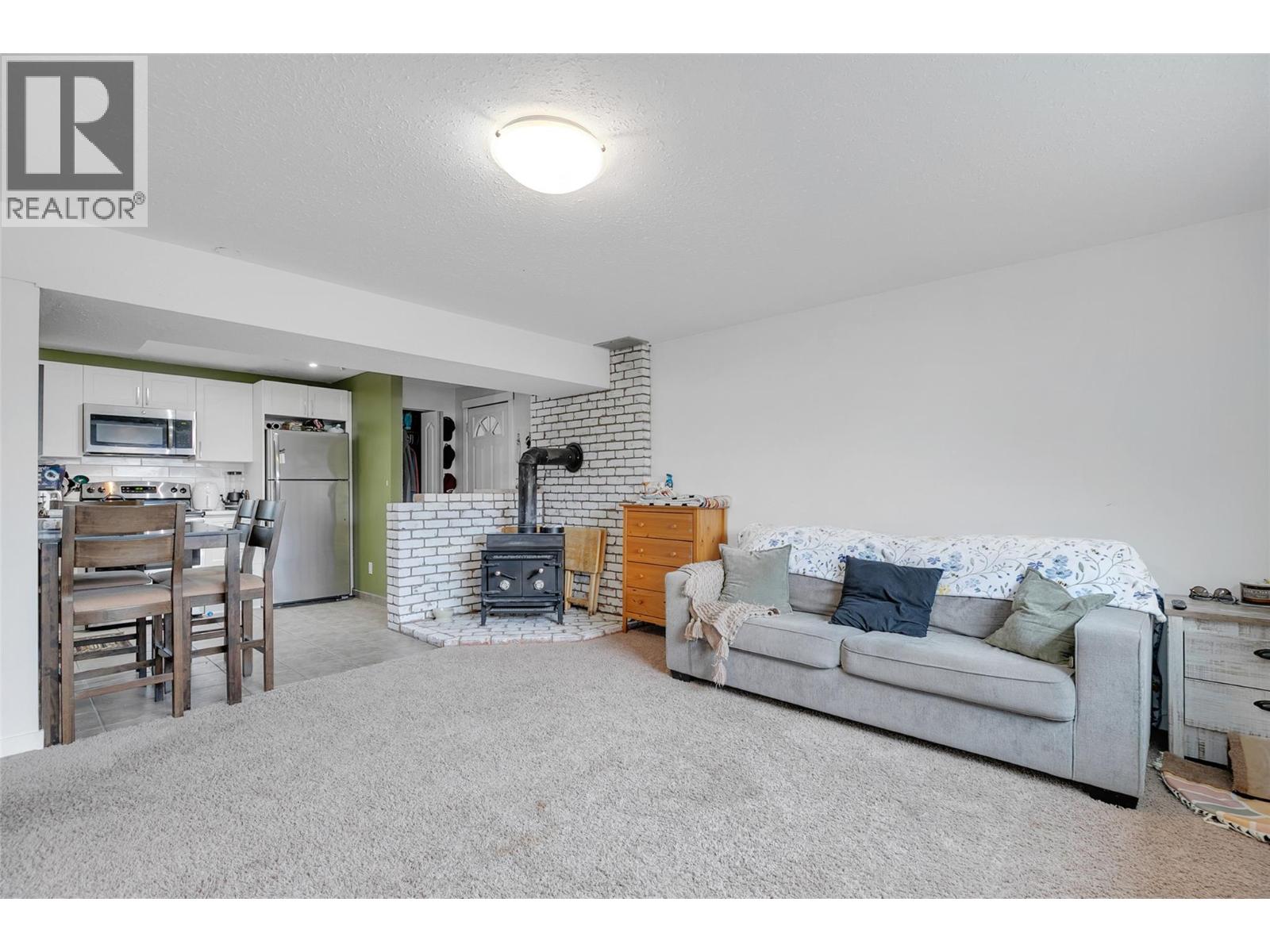 805 Camelia Road
