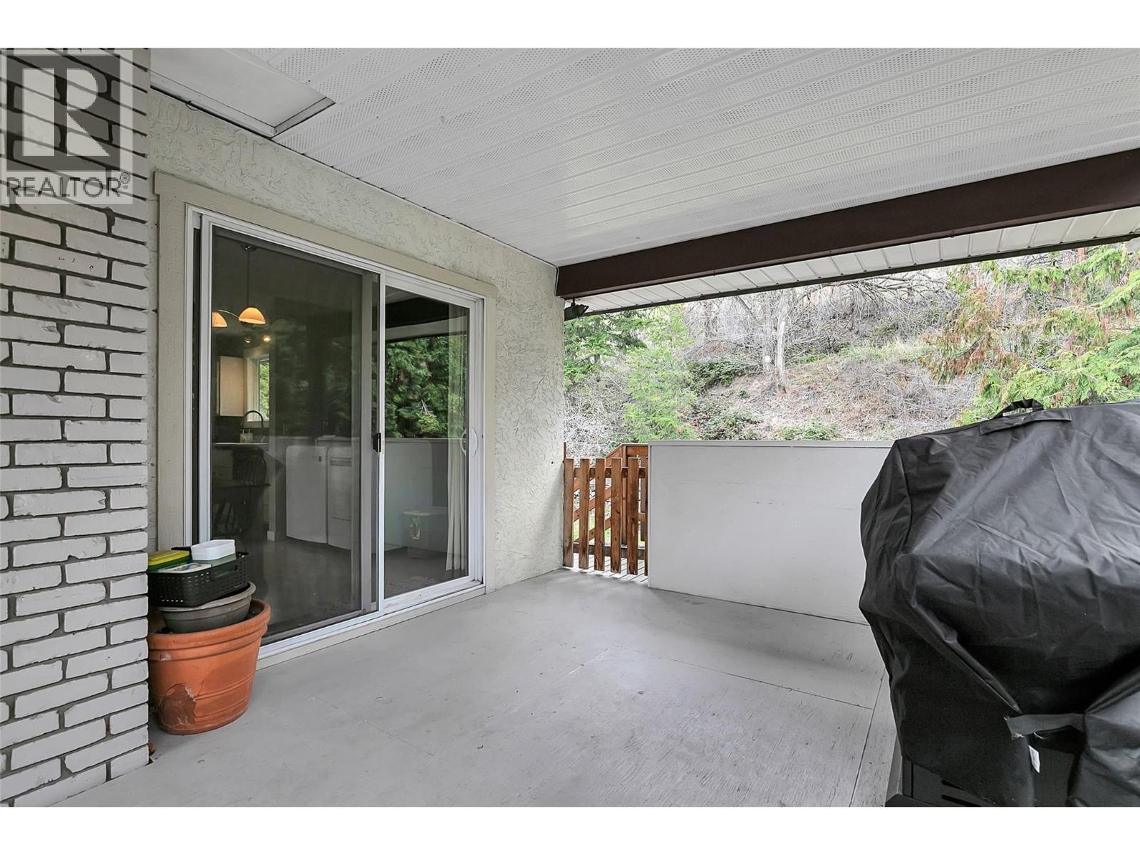 805 Camelia Road