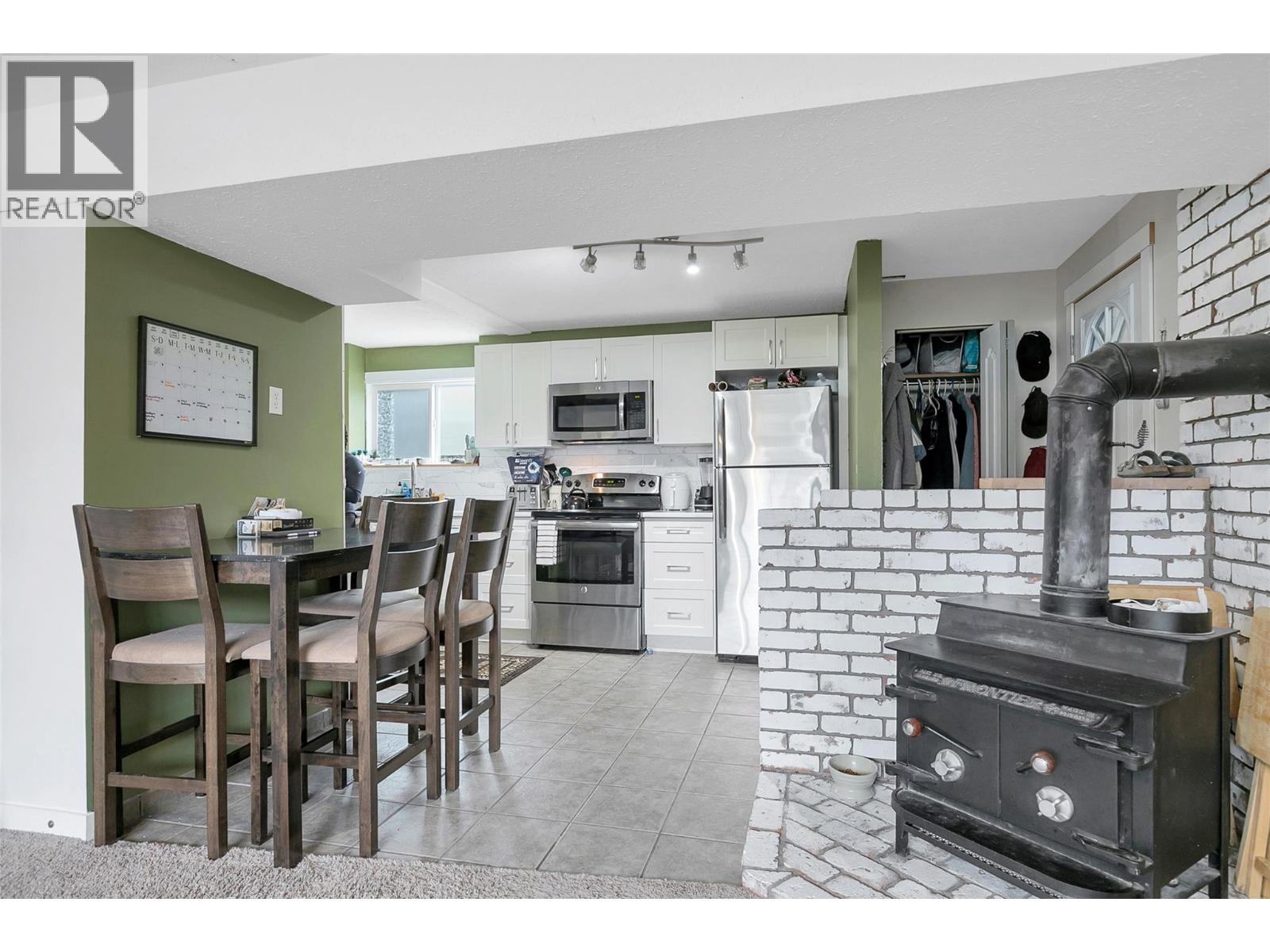 805 Camelia Road