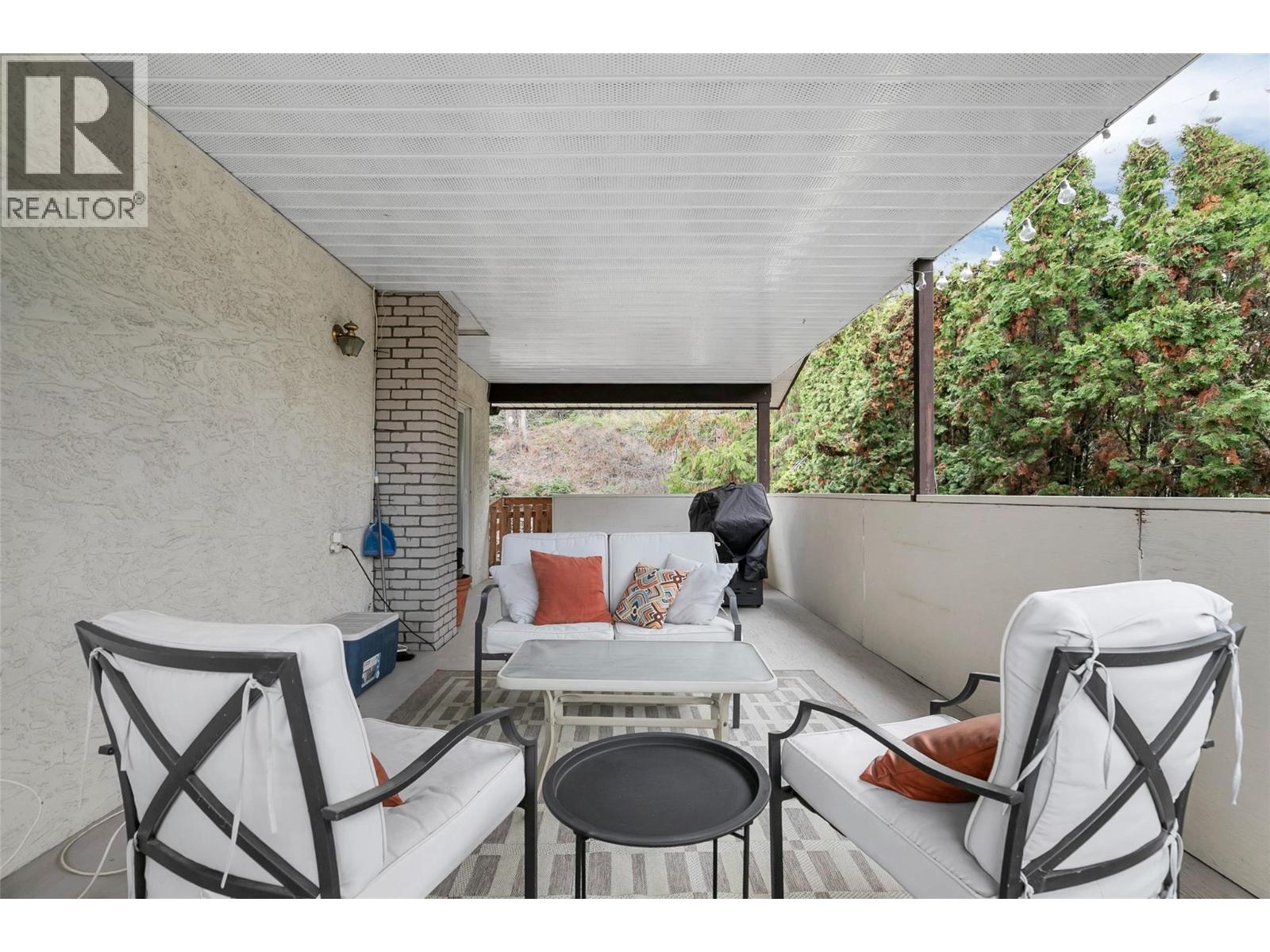 805 Camelia Road