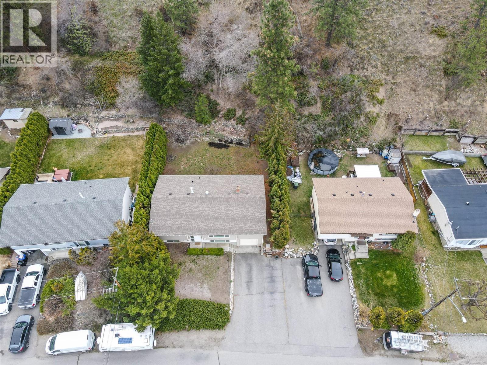 805 Camelia Road