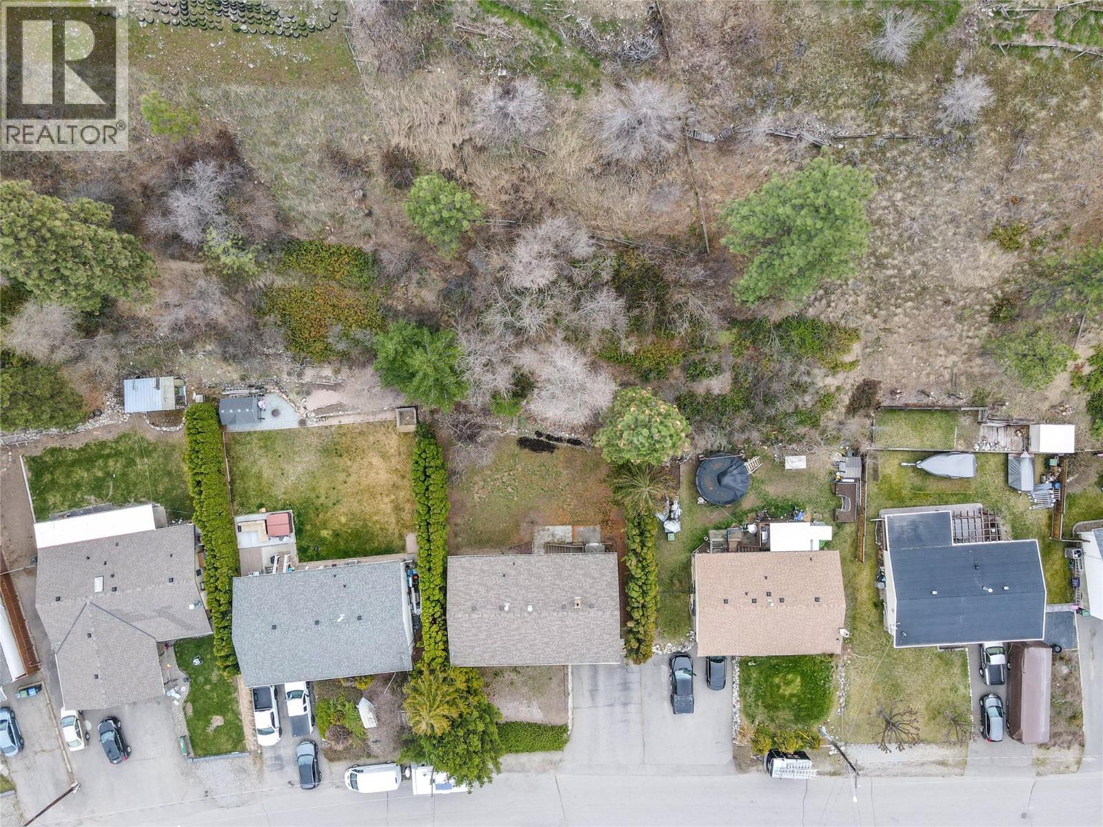 805 Camelia Road
