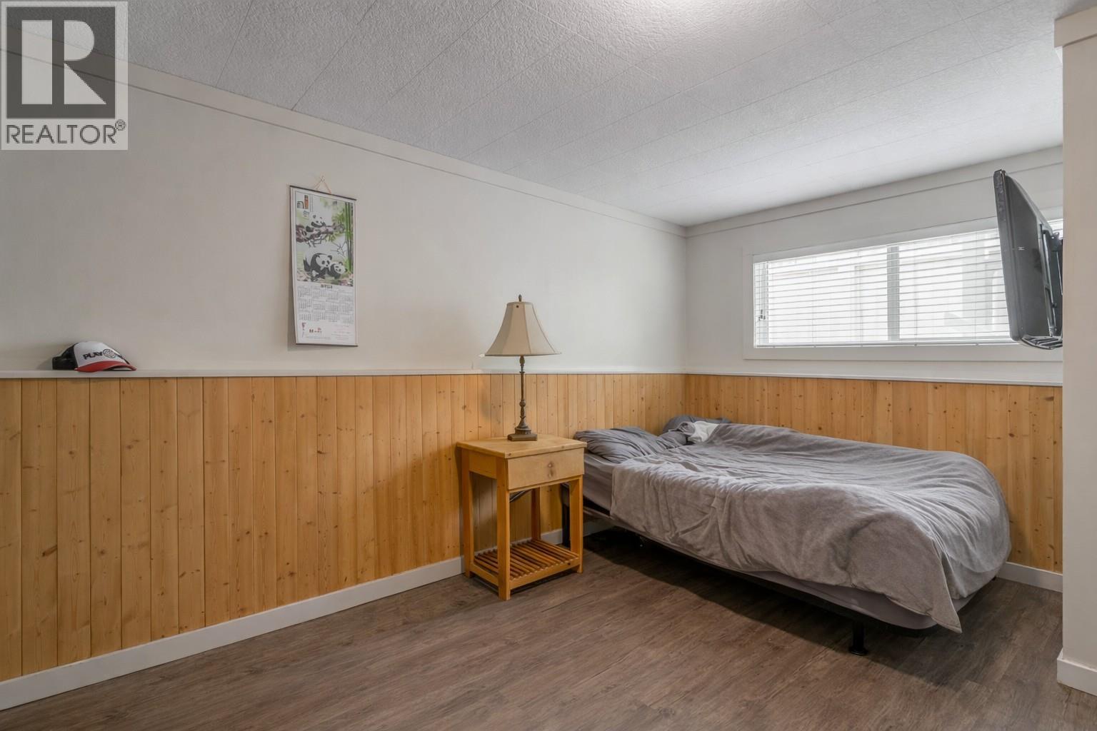 1105 Cactus Road