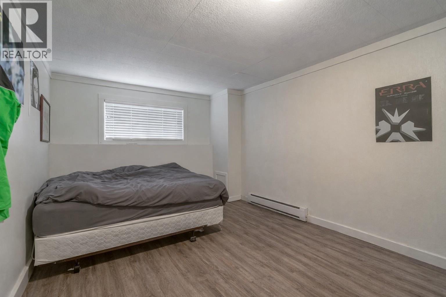 1105 Cactus Road