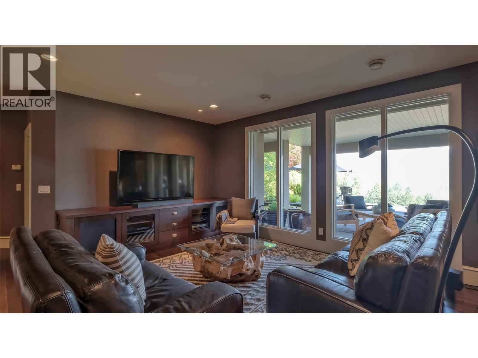 1749 Capistrano Drive