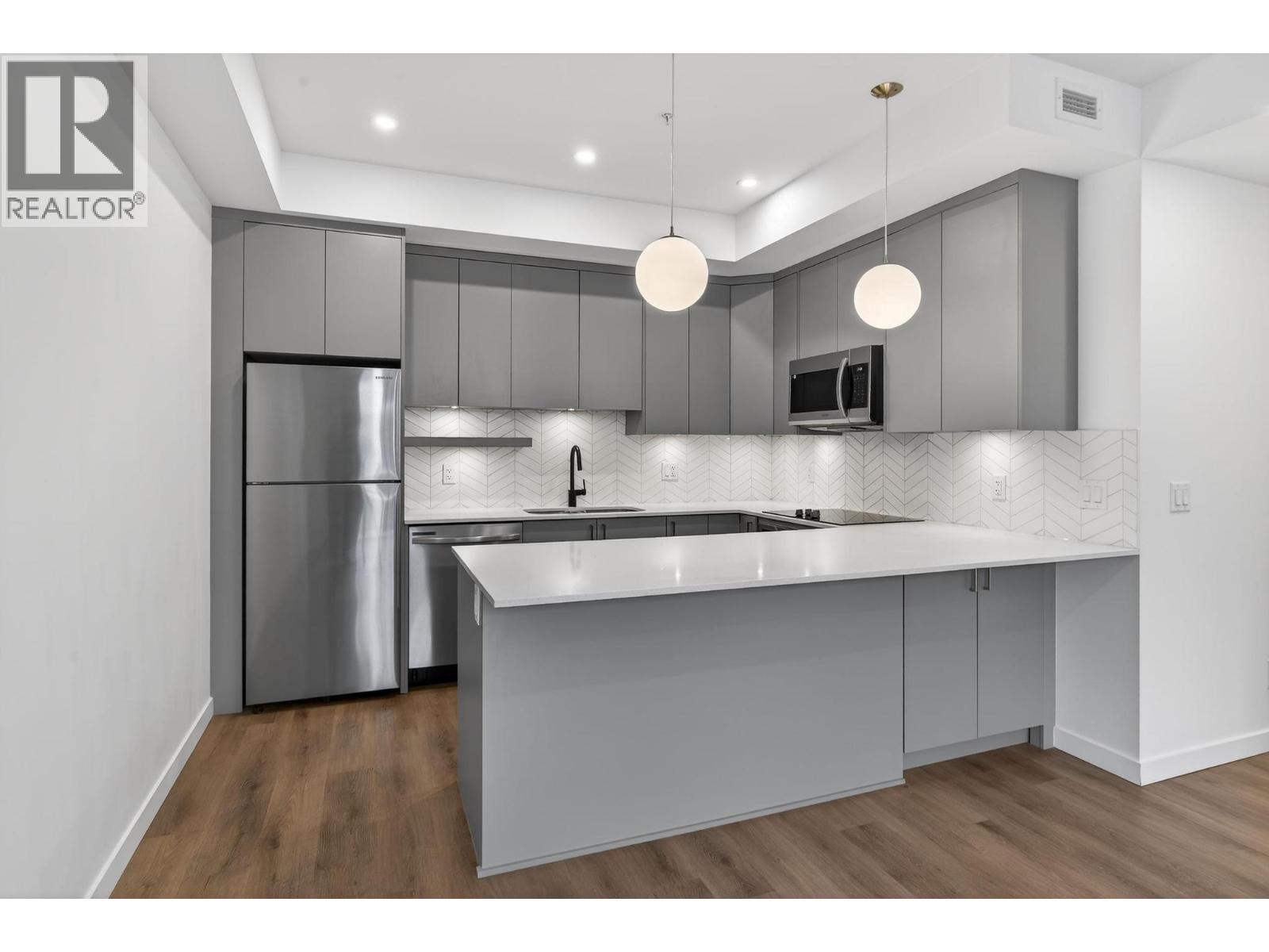 1274 Devonshire Avenue Unit# 440