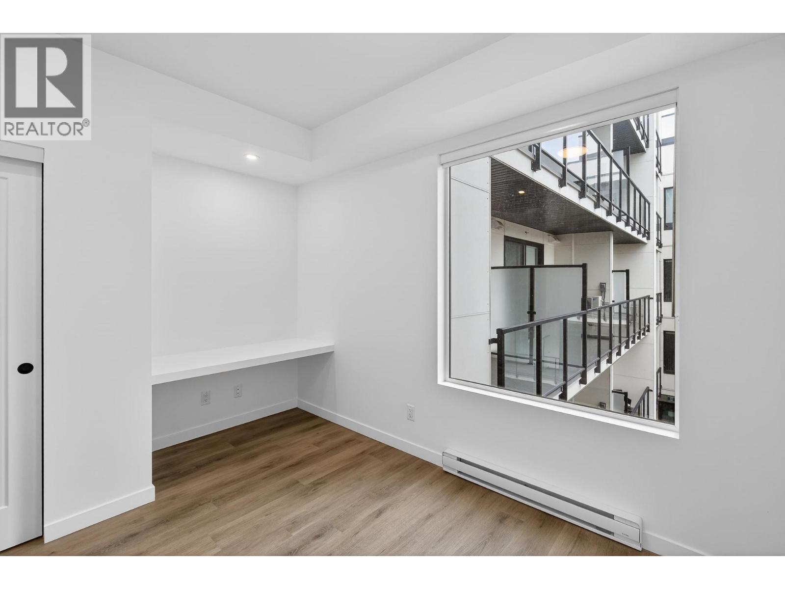 1274 Devonshire Avenue Unit# 440