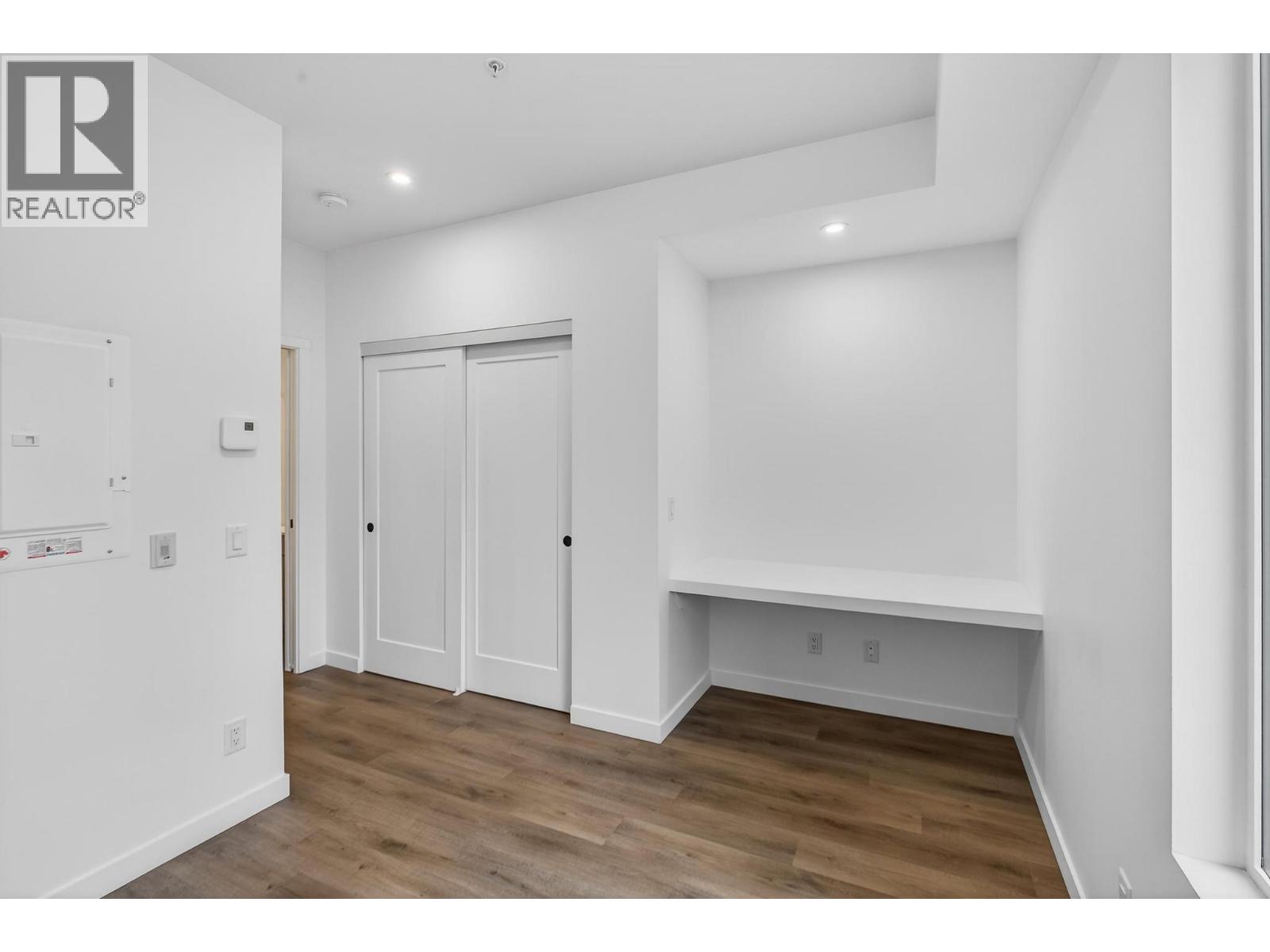 1274 Devonshire Avenue Unit# 440