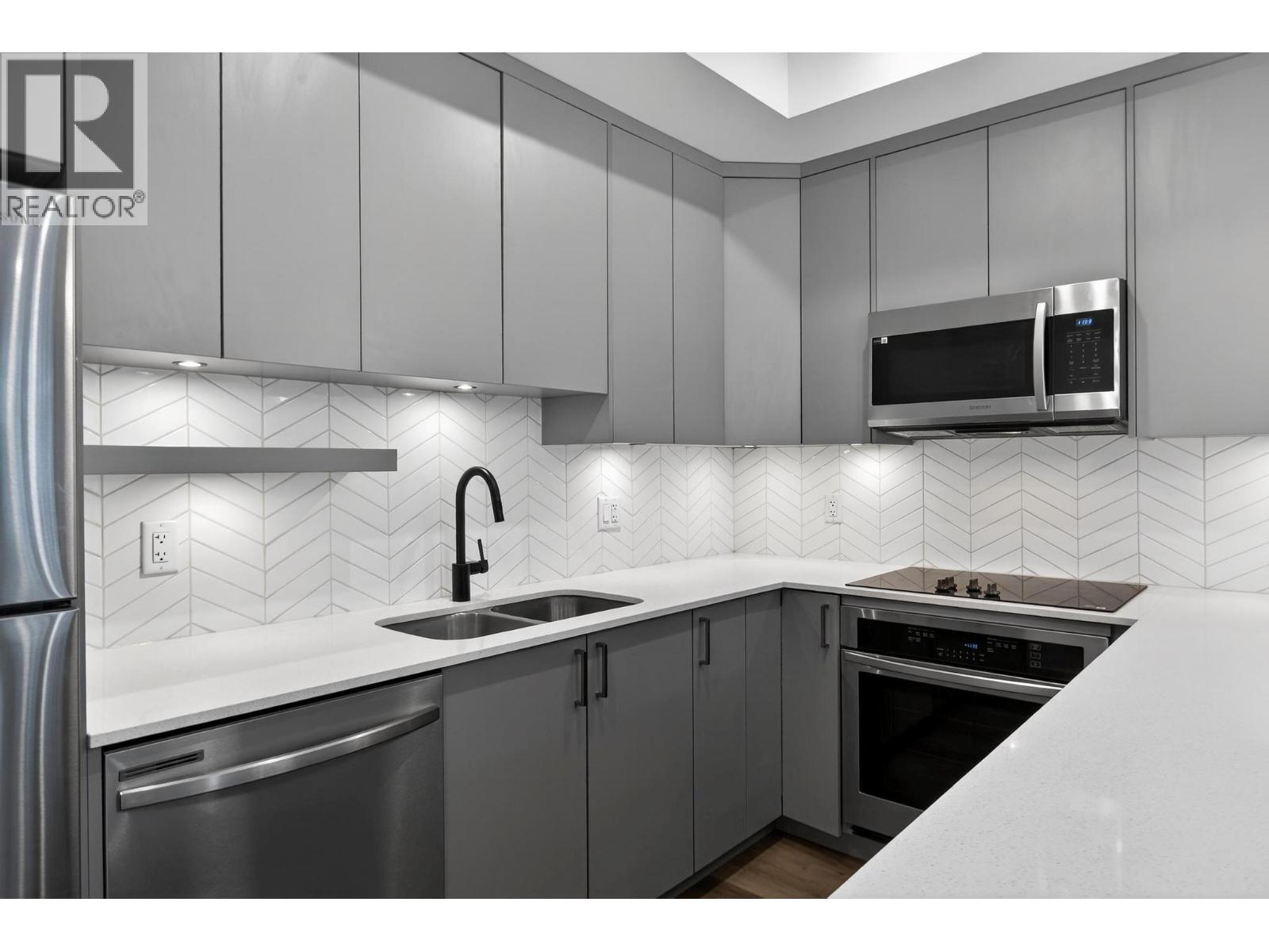 1274 Devonshire Avenue Unit# 440