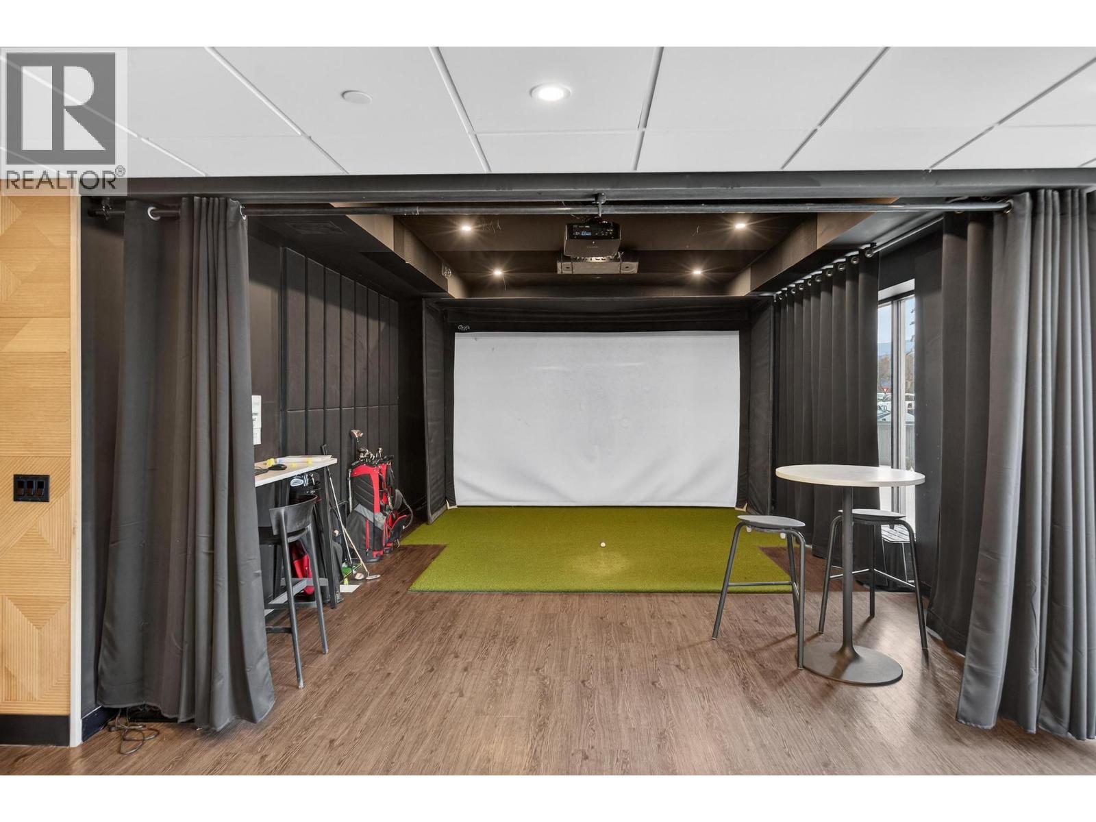1274 Devonshire Avenue Unit# 440