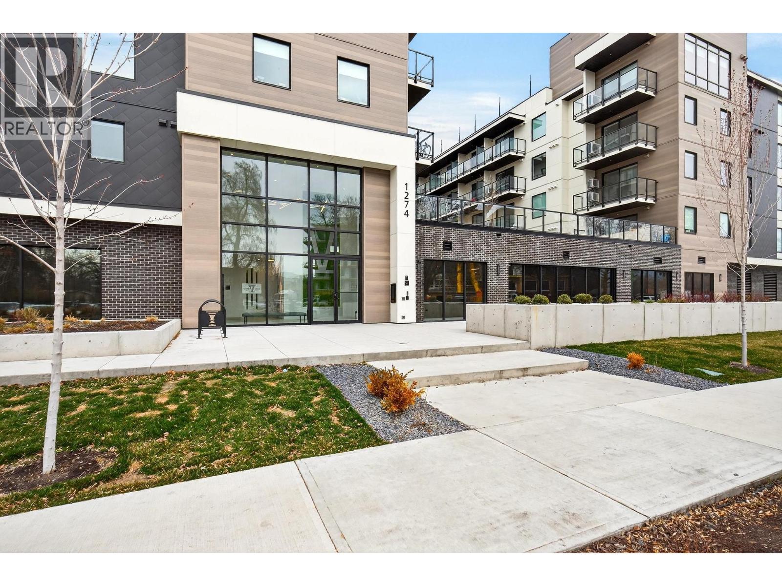 1274 Devonshire Avenue Unit# 440