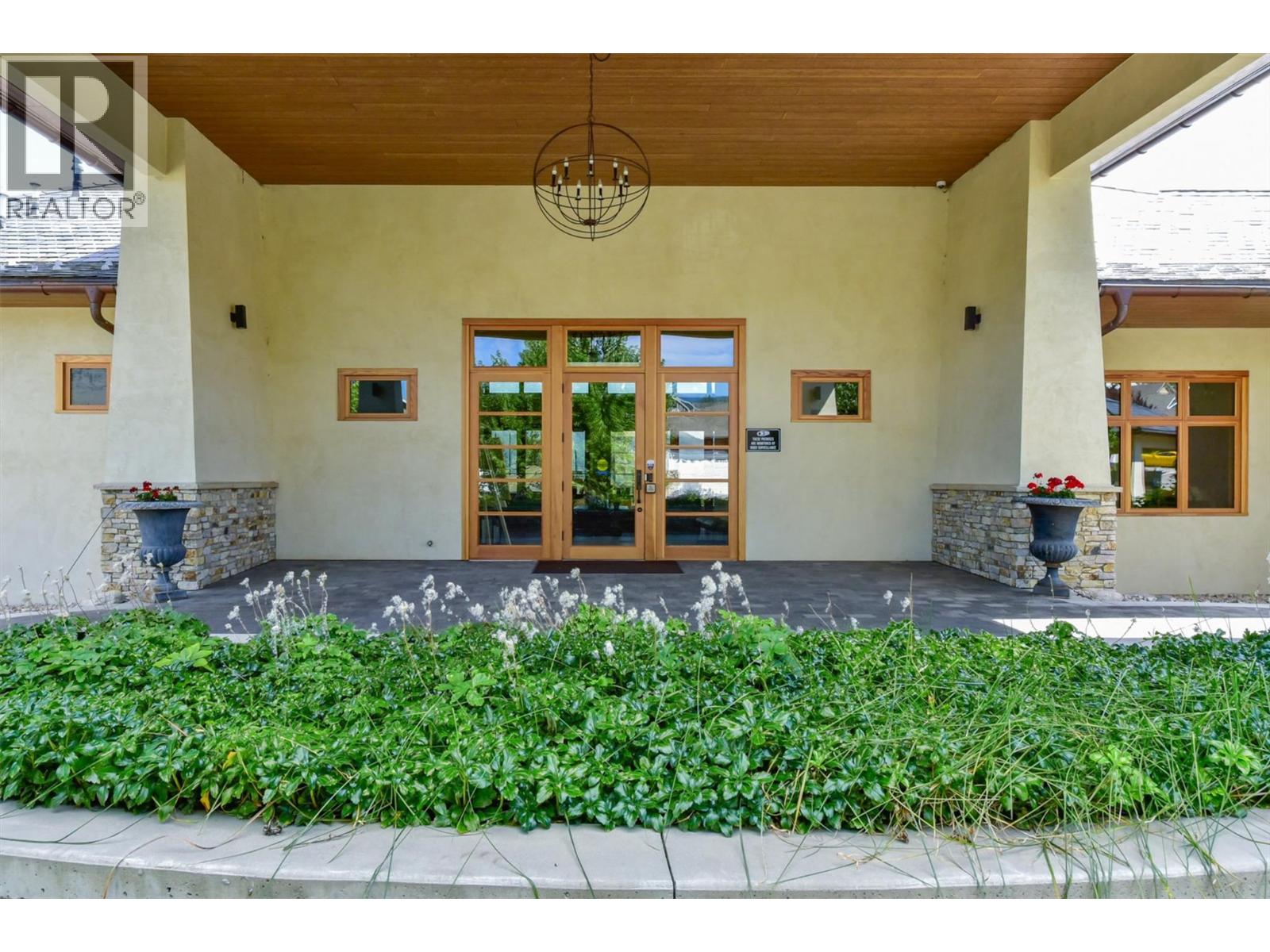 3405 Ironwood Drive