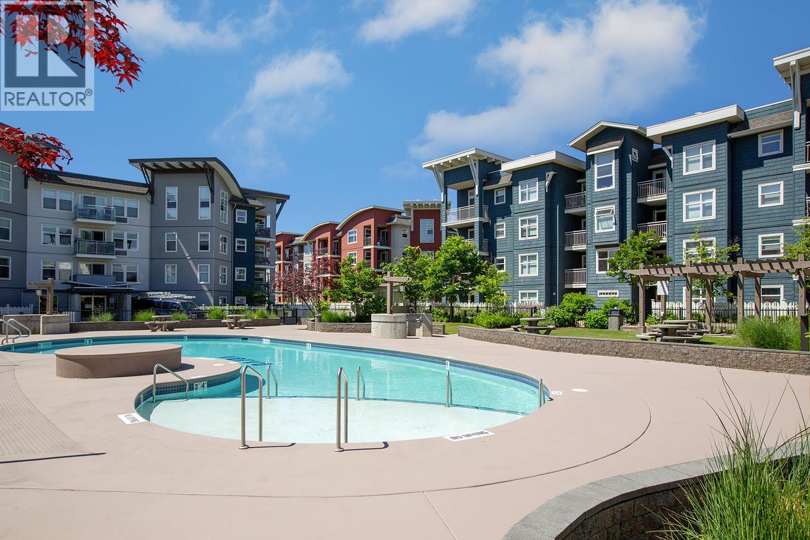 547 Yates Road Unit# 405