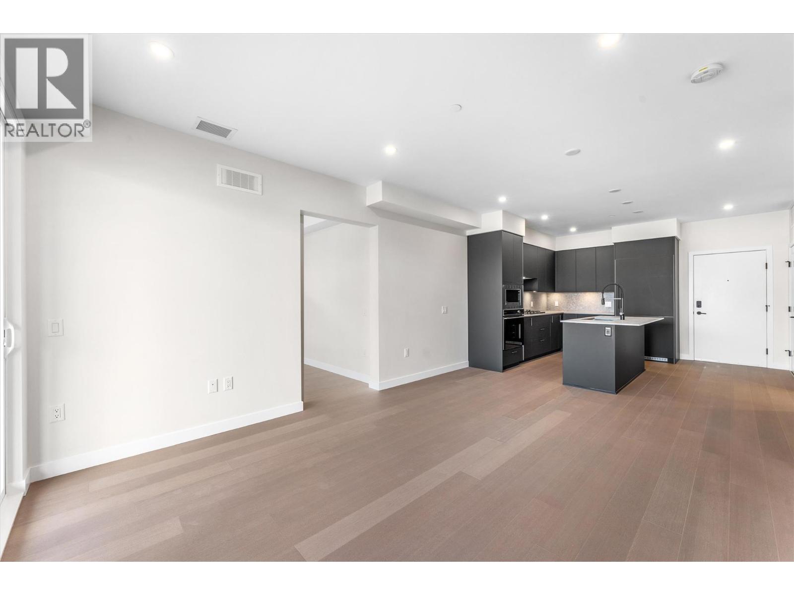 9654 Benchland Drive Unit# 407