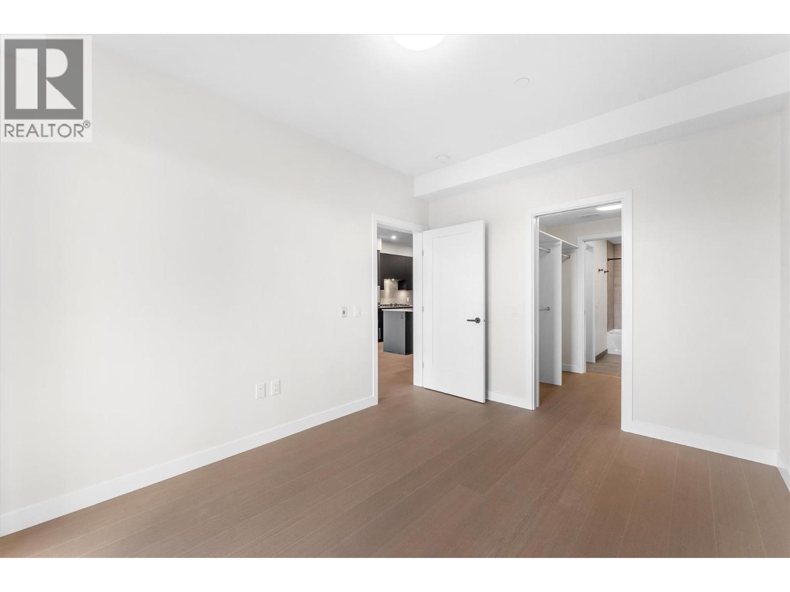 9654 Benchland Drive Unit# 407
