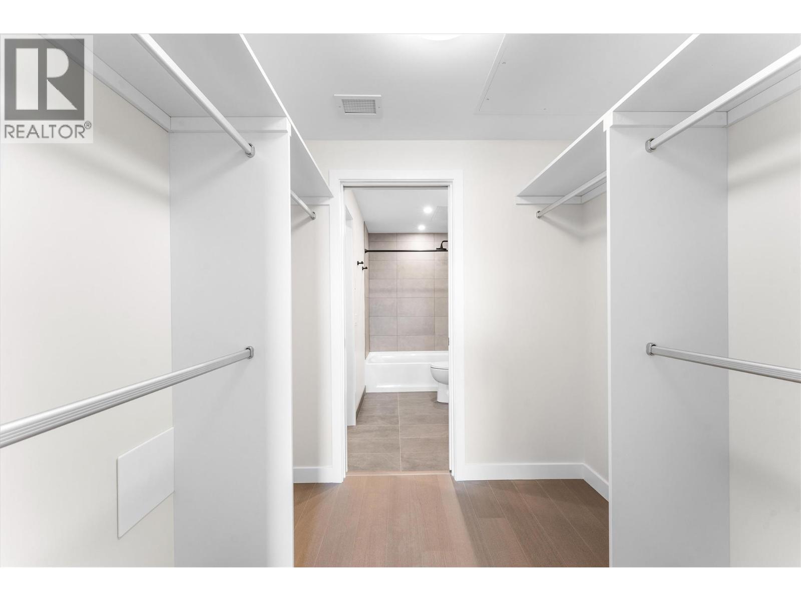 9654 Benchland Drive Unit# 407