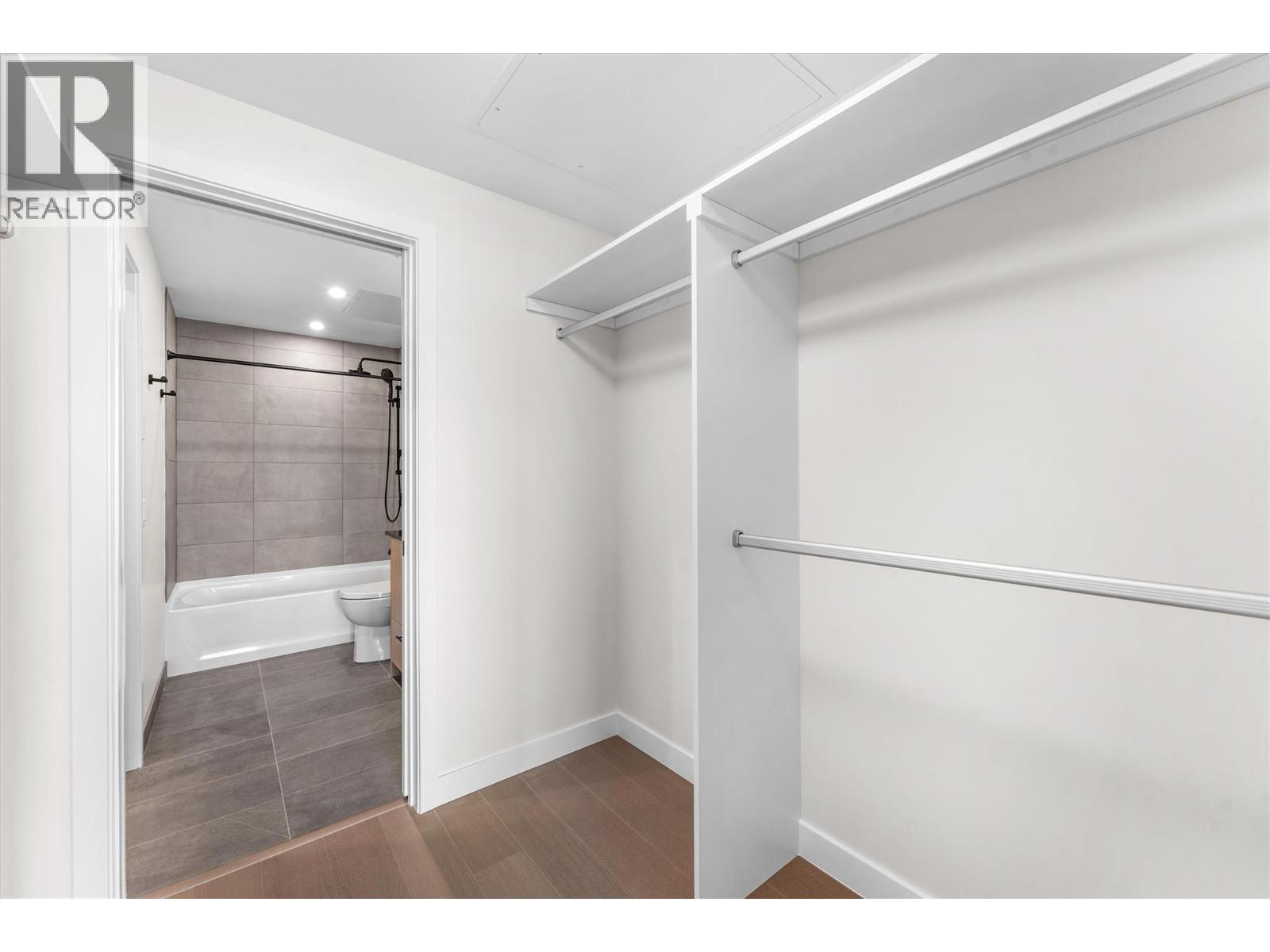 9654 Benchland Drive Unit# 407