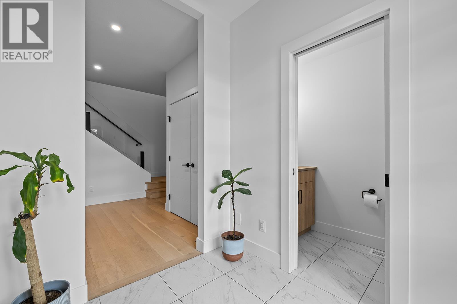 887 Morrison Avenue Unit# 4