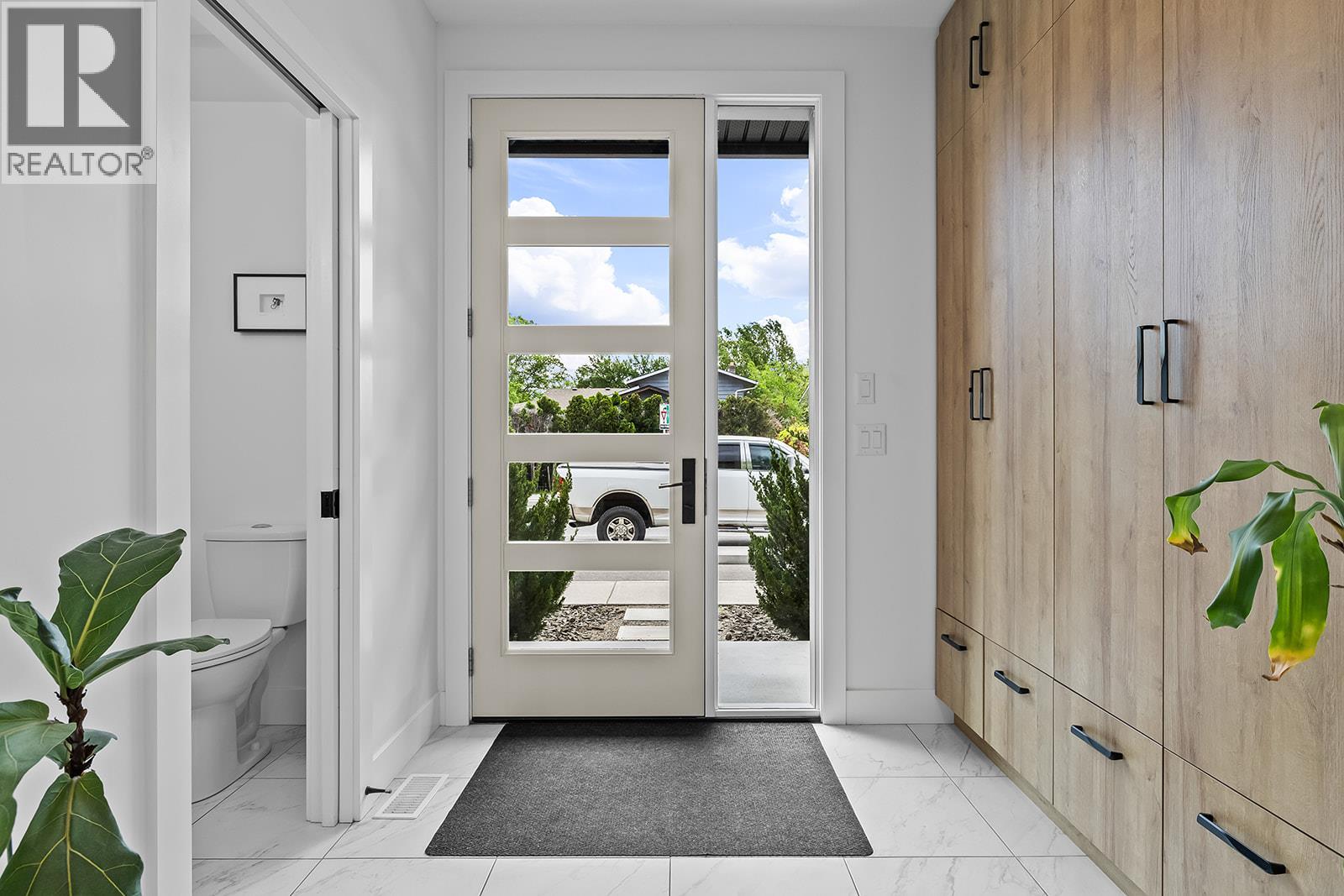 887 Morrison Avenue Unit# 4