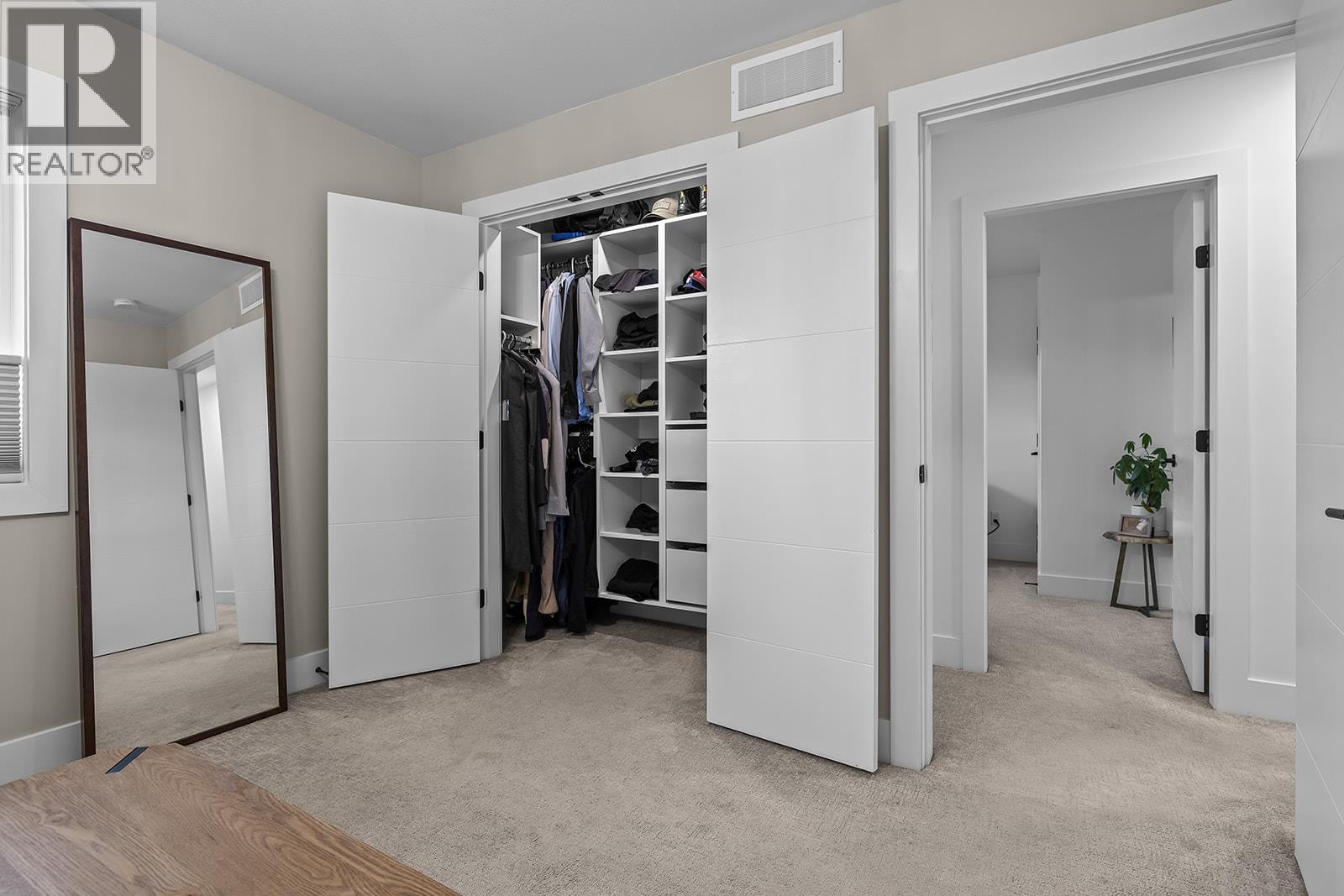 887 Morrison Avenue Unit# 4