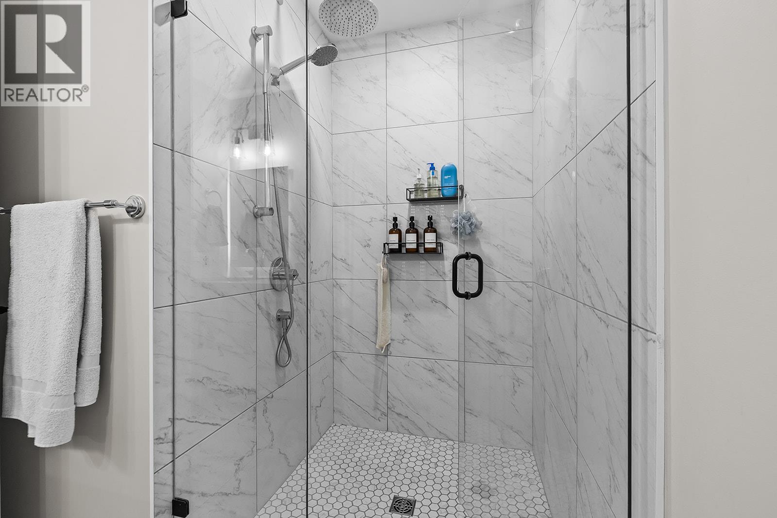887 Morrison Avenue Unit# 4
