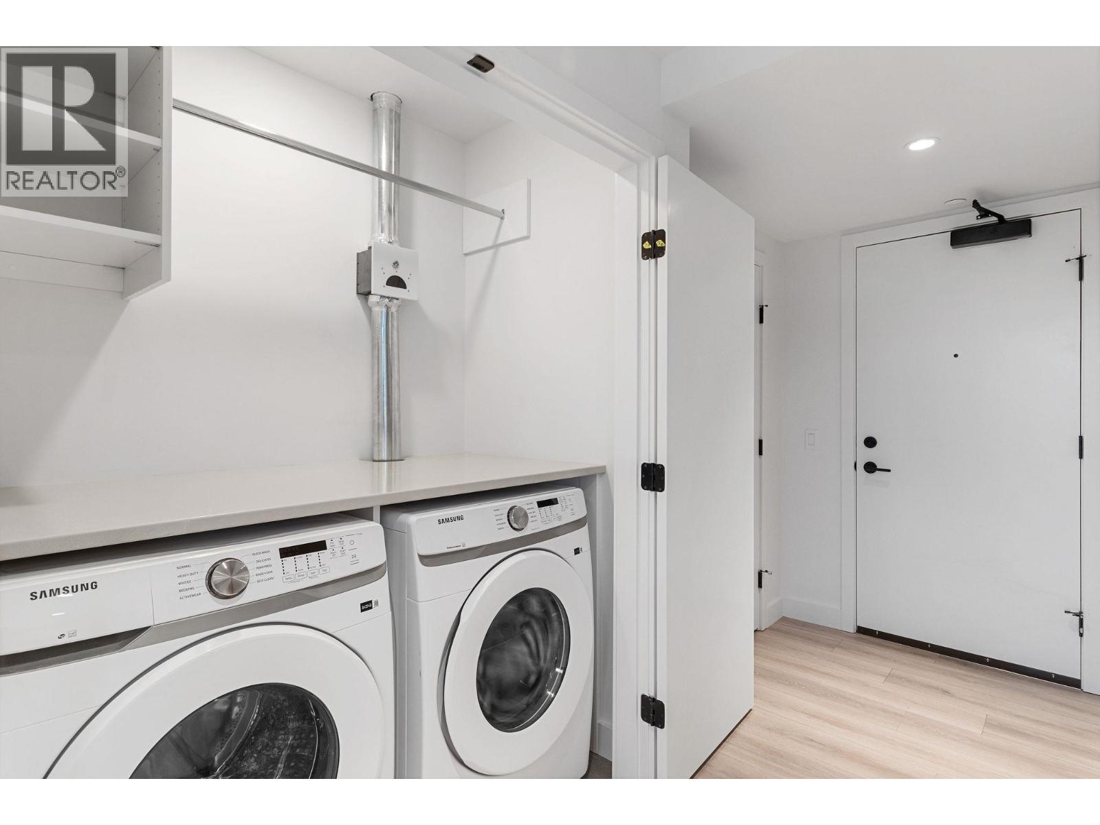 3051 Abbott Street Unit# 201