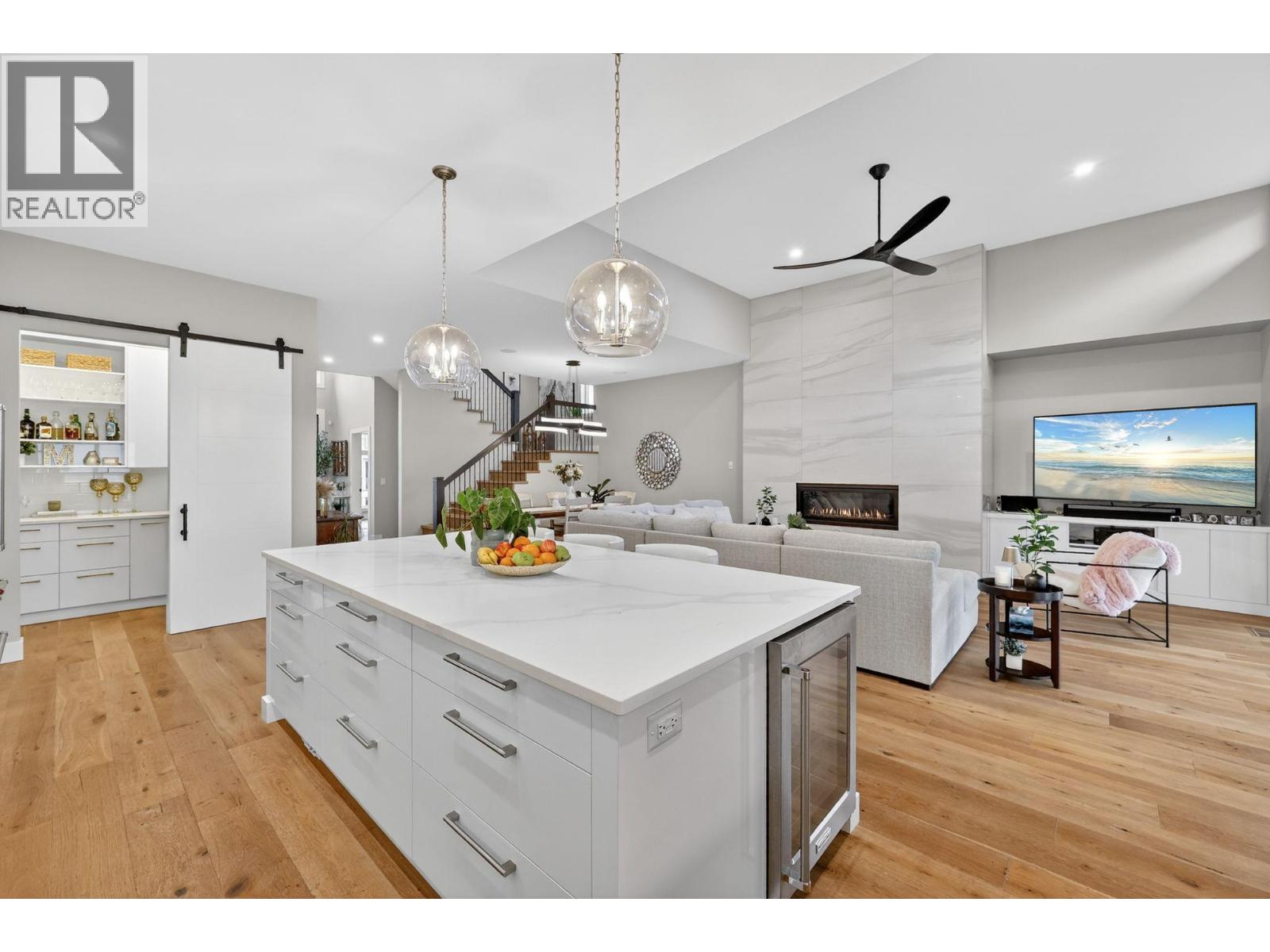 2759 Canyon Crest Drive