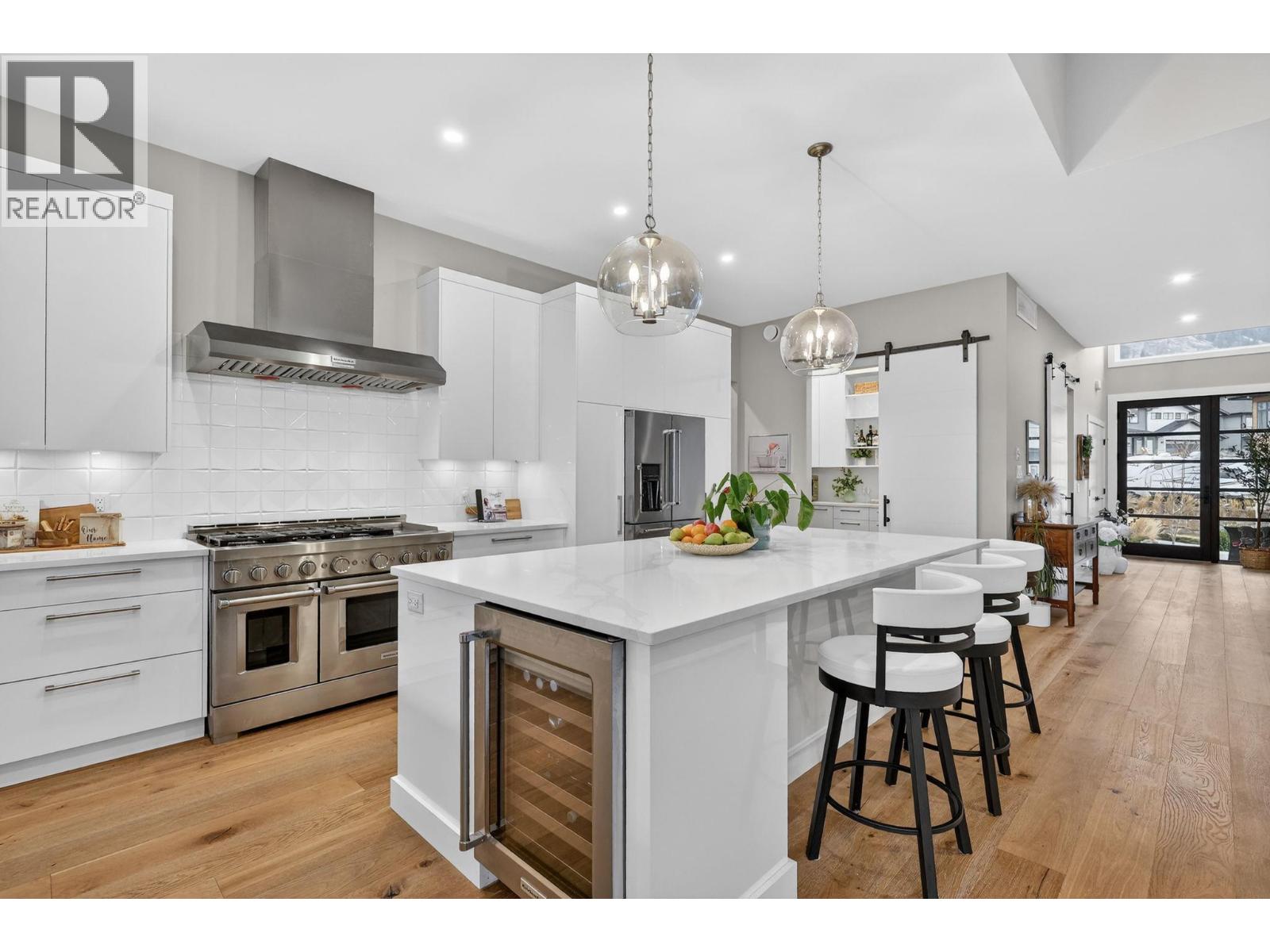 2759 Canyon Crest Drive